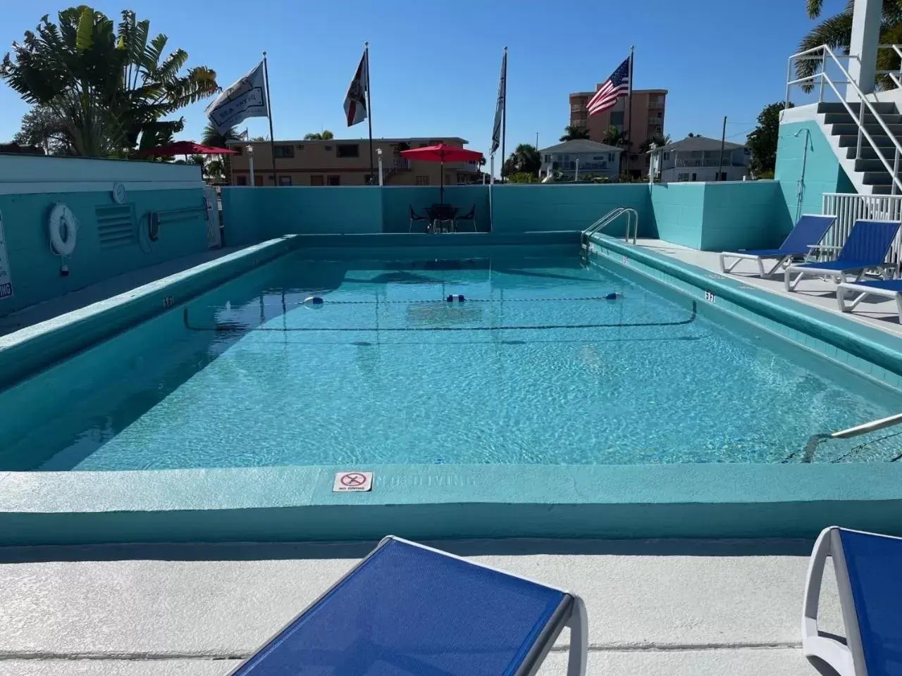 Swimming Pool in Sea Jay Motel and Marina