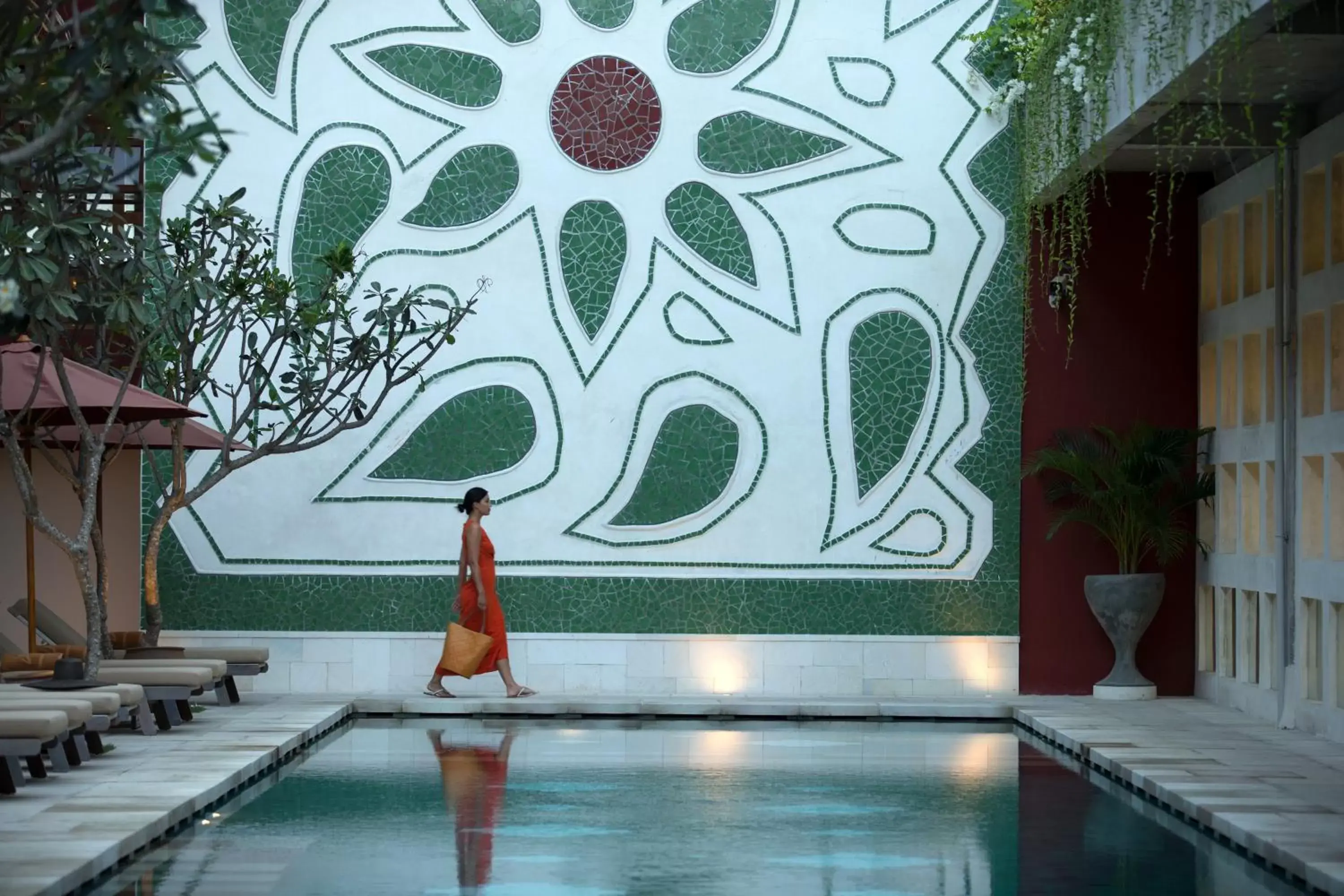 Swimming pool in Amnaya Resort Kuta Swimming pool in Amnaya Resort Kuta