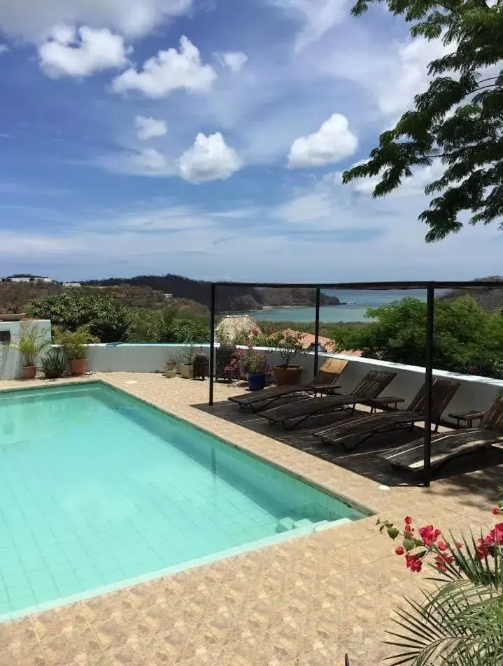 Swimming Pool in El Jardin