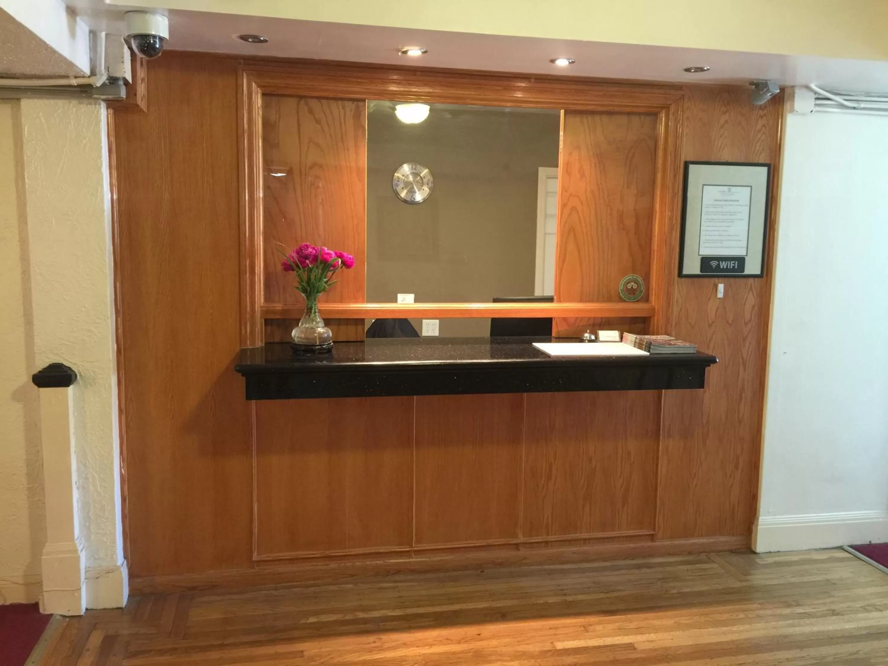 Lobby or reception in Nash Hotel