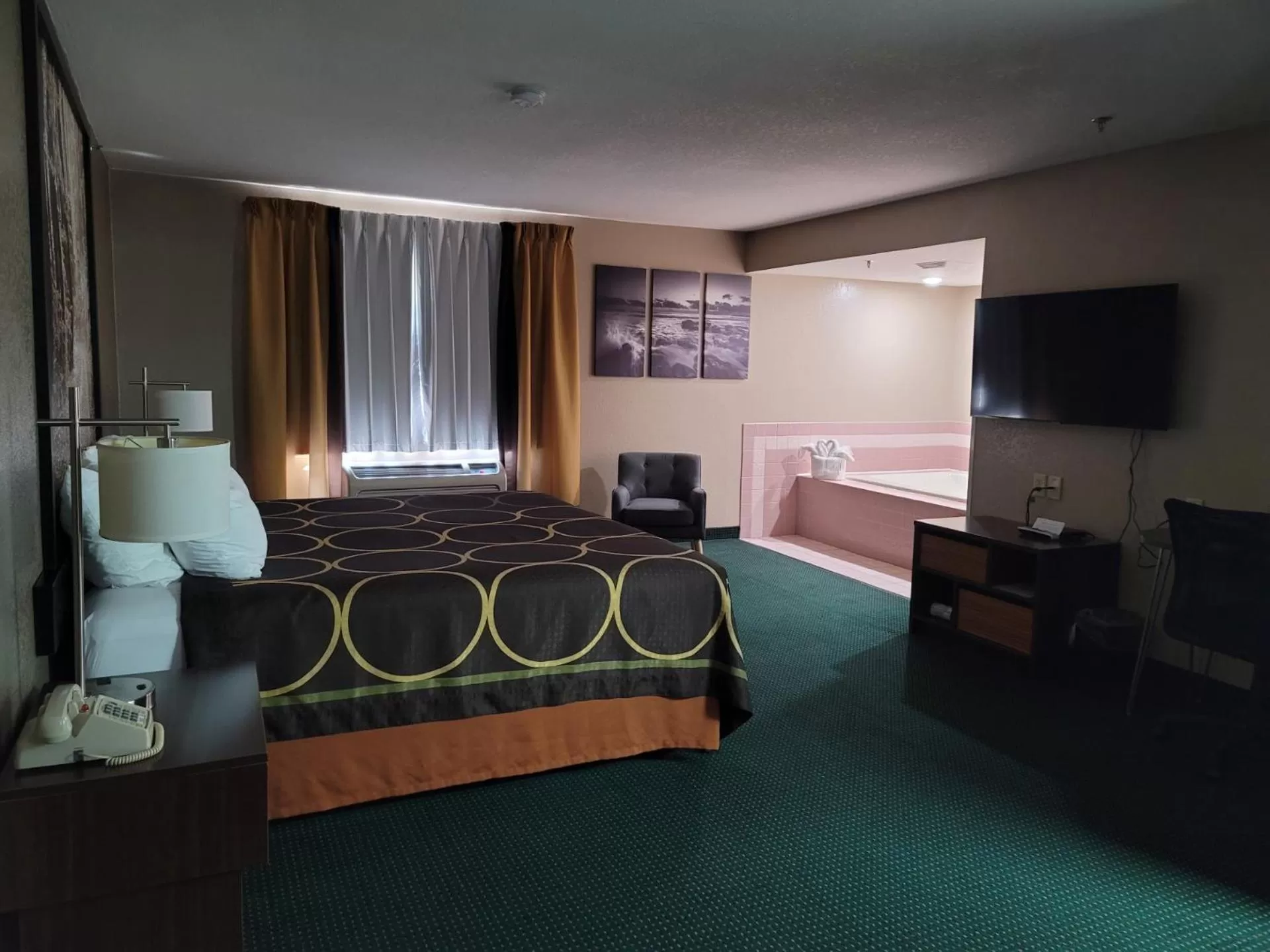 Bed in Super 8 by Wyndham Ionia MI