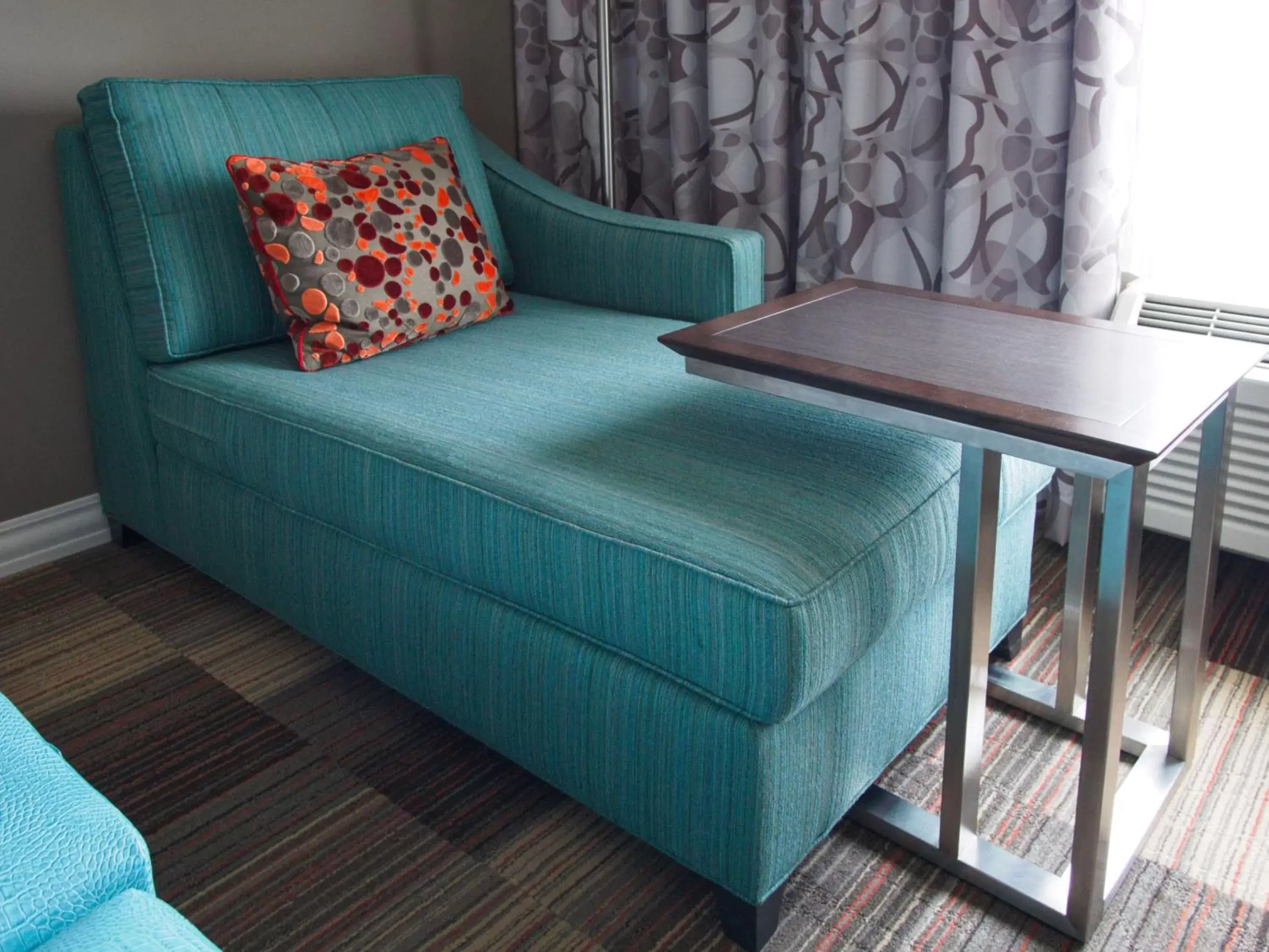 Living room, Bed in Hampton Inn & Suites-Moore