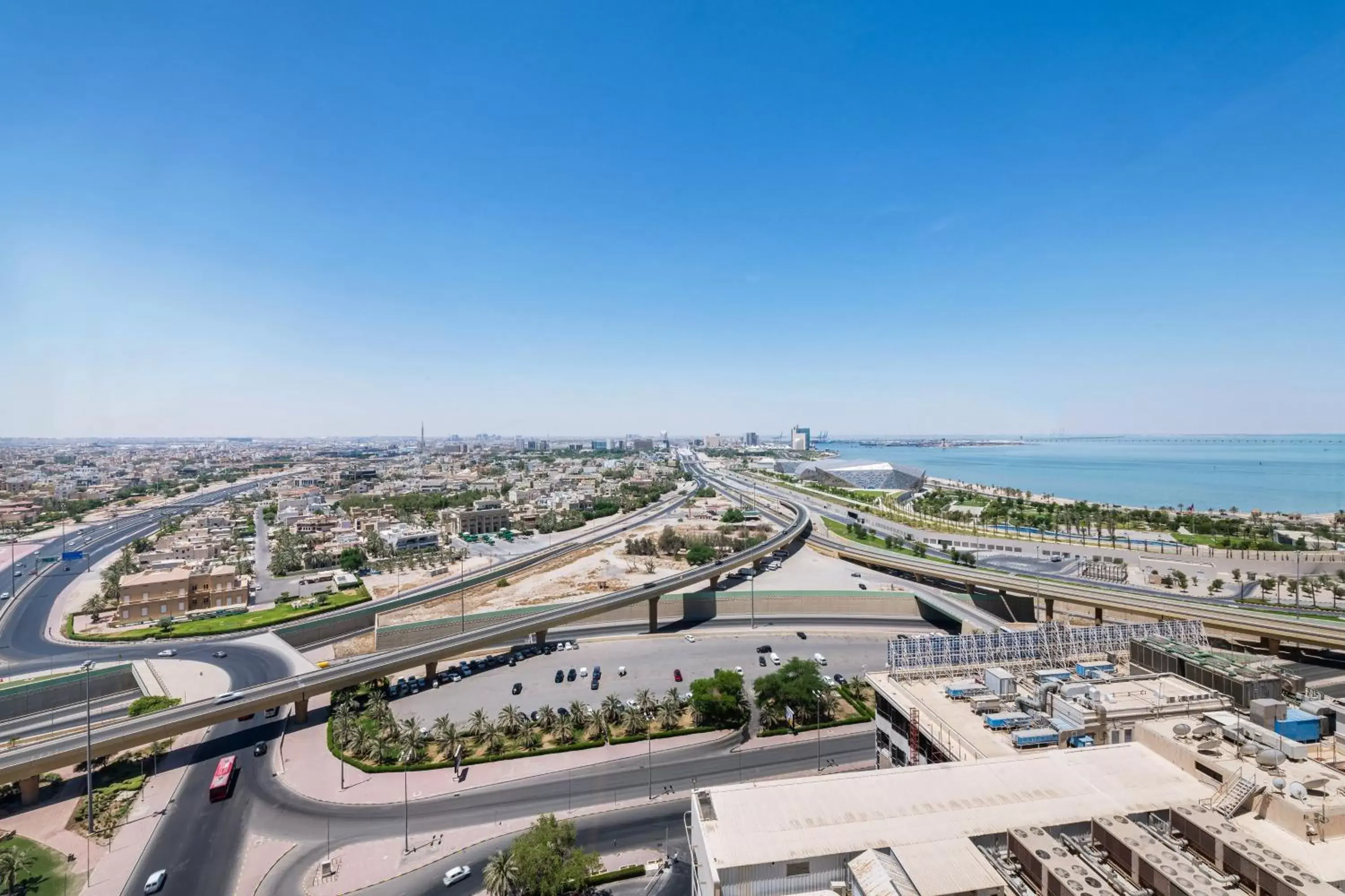 Photo of the whole room, Bird's-eye View in Four Points By Sheraton Kuwait