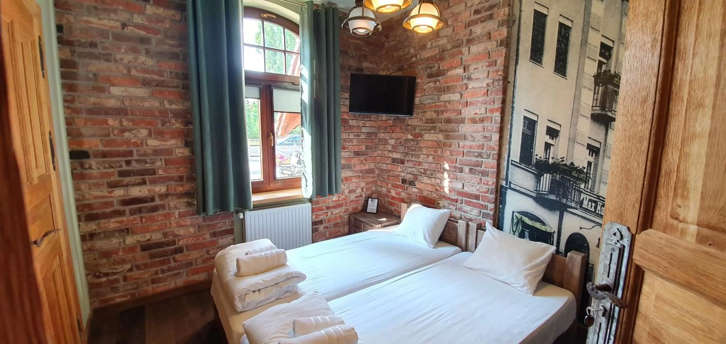 Inner courtyard view, Bed in Willa Stara Przepompownia