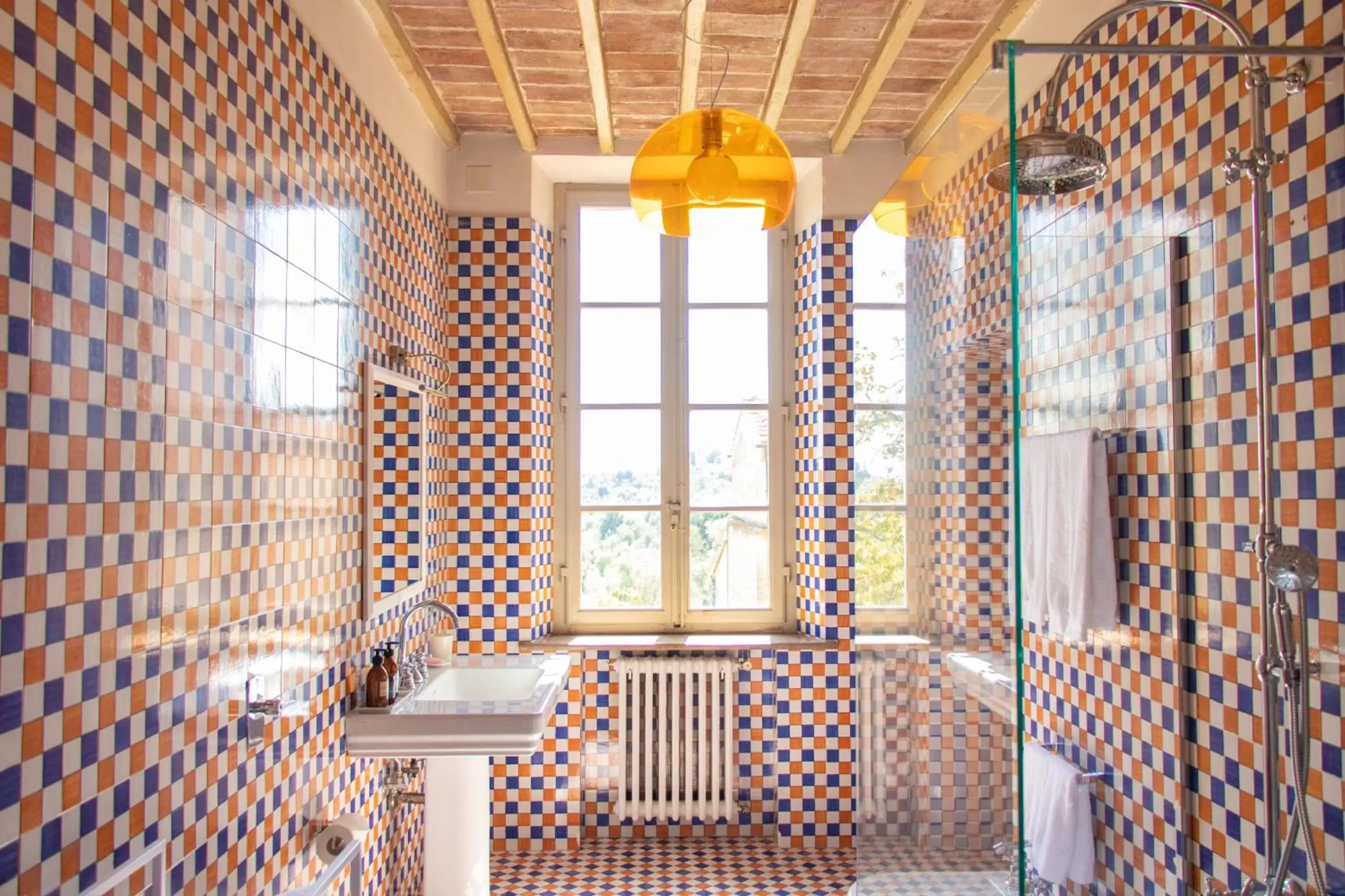 Bathroom in Hotel Certosa Di Maggiano