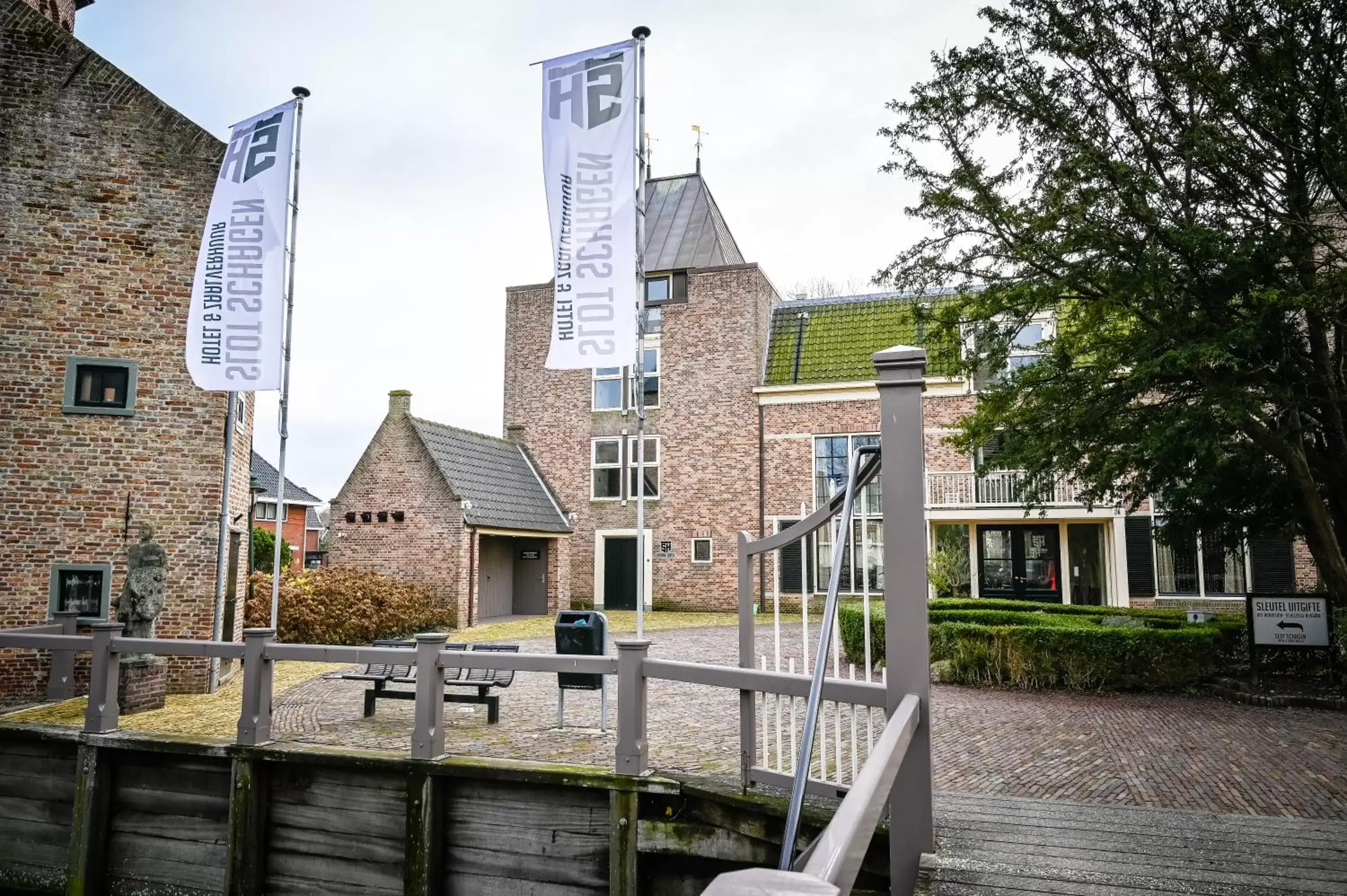 Facade/entrance, Property Building in Slot Hotel Schagen