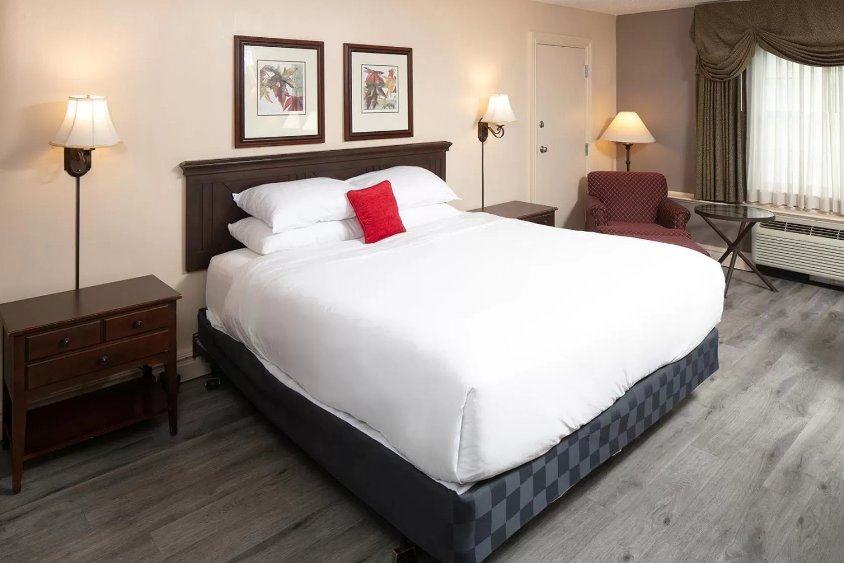 Queen Room - Disability Access in Red Lion Hotel Pocatello