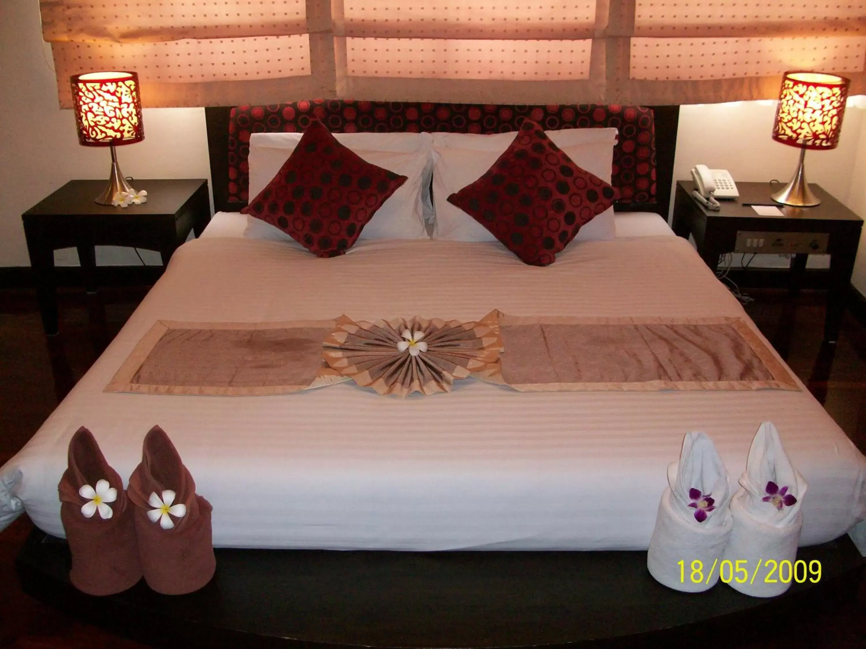 Bed in Grand Jomtien Palace Hotel - SHA Extra Plus