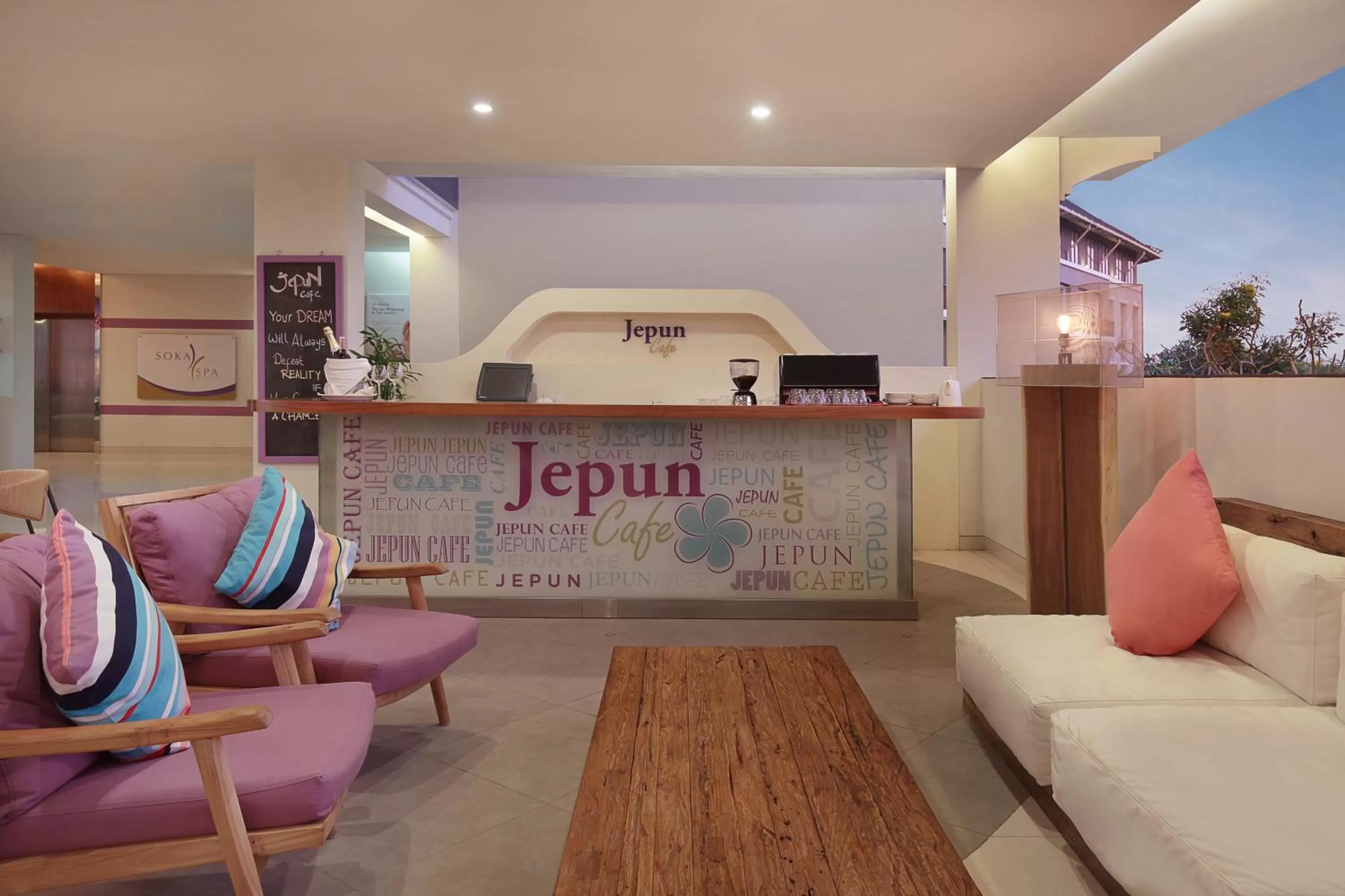 Restaurant/places to eat in Mercure Bali Nusa Dua