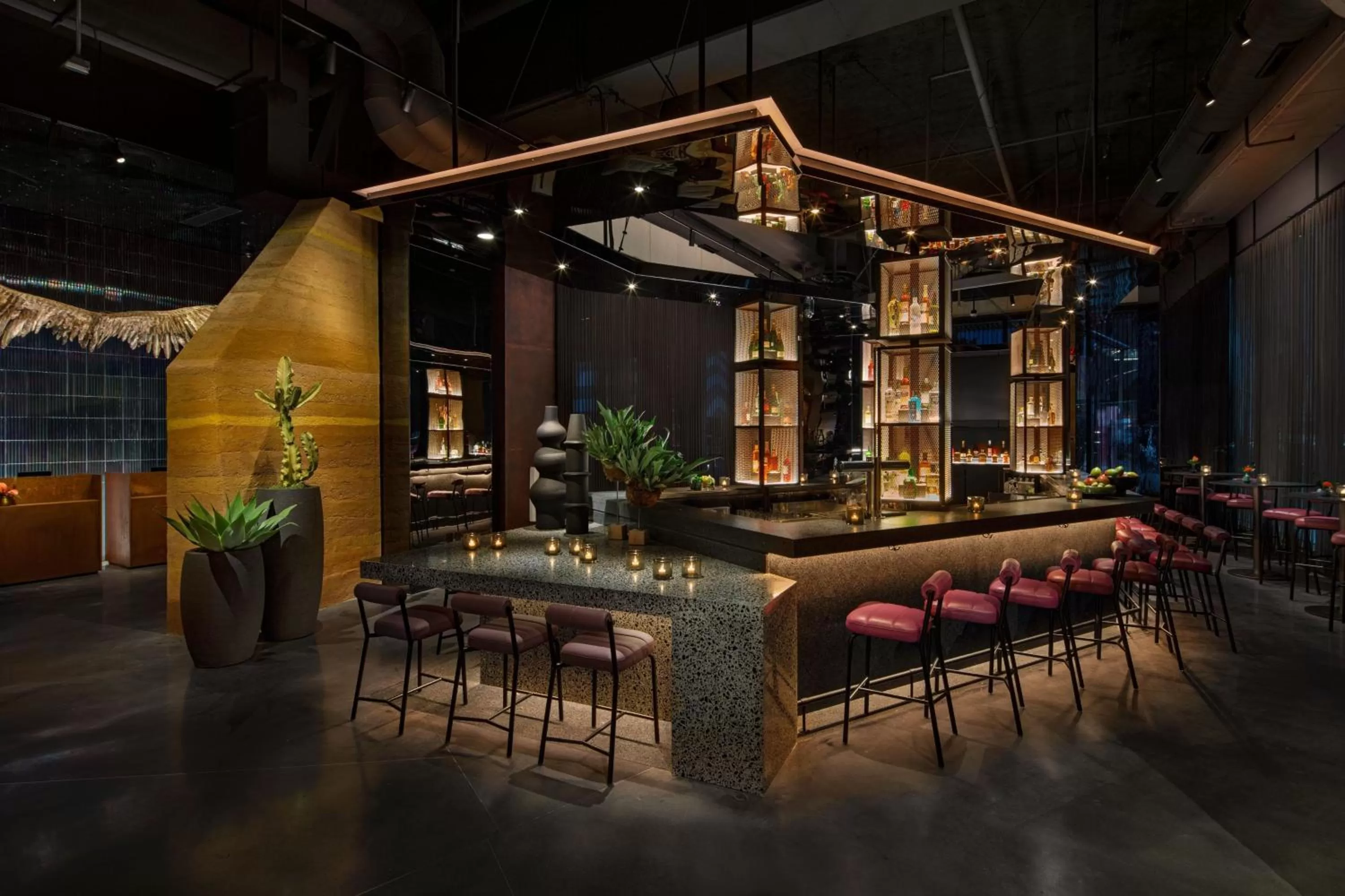 Lounge or bar in Moxy Downtown Los Angeles