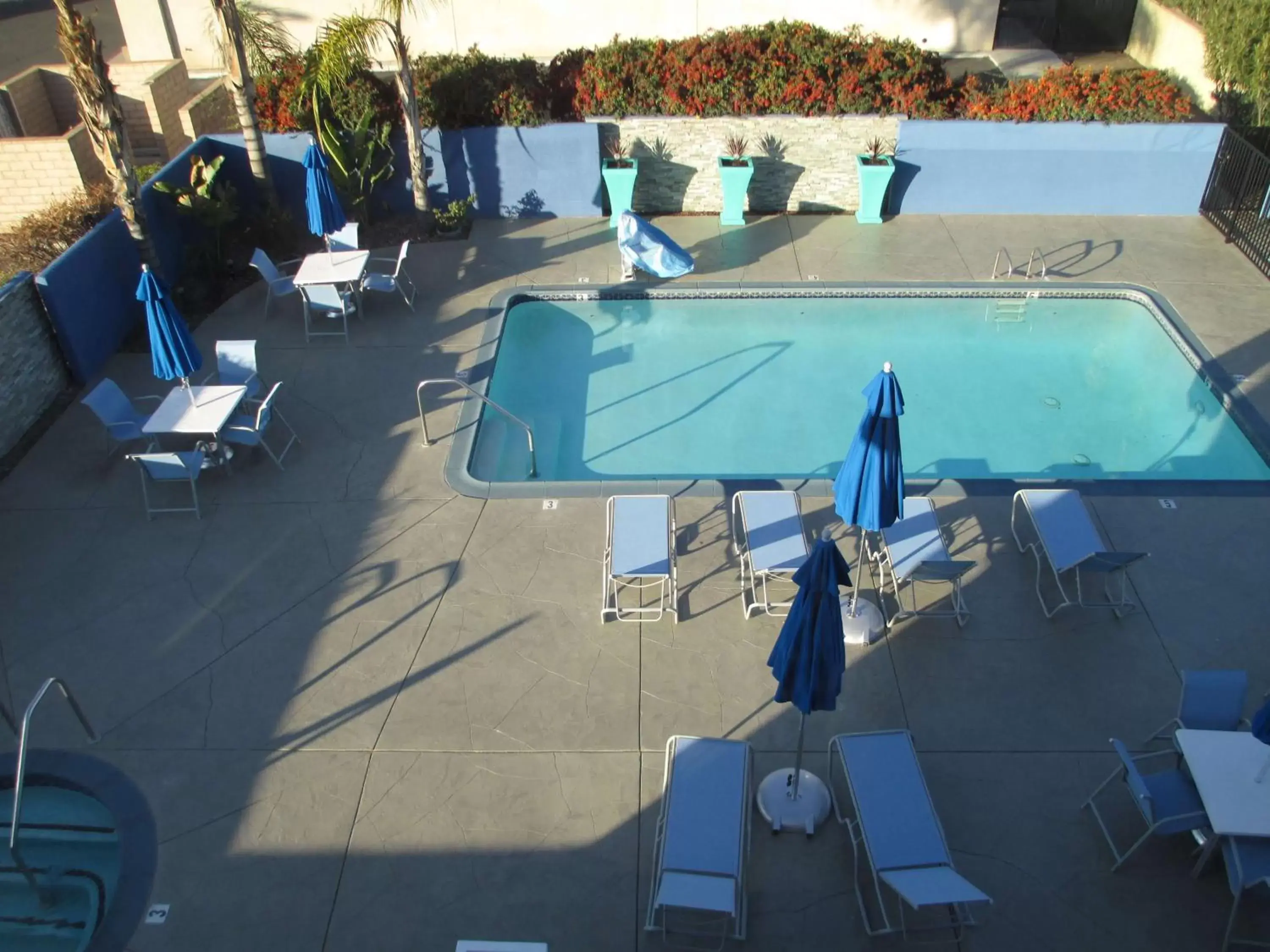 On site, Pool View in Best Western Plus Diamond Valley Inn