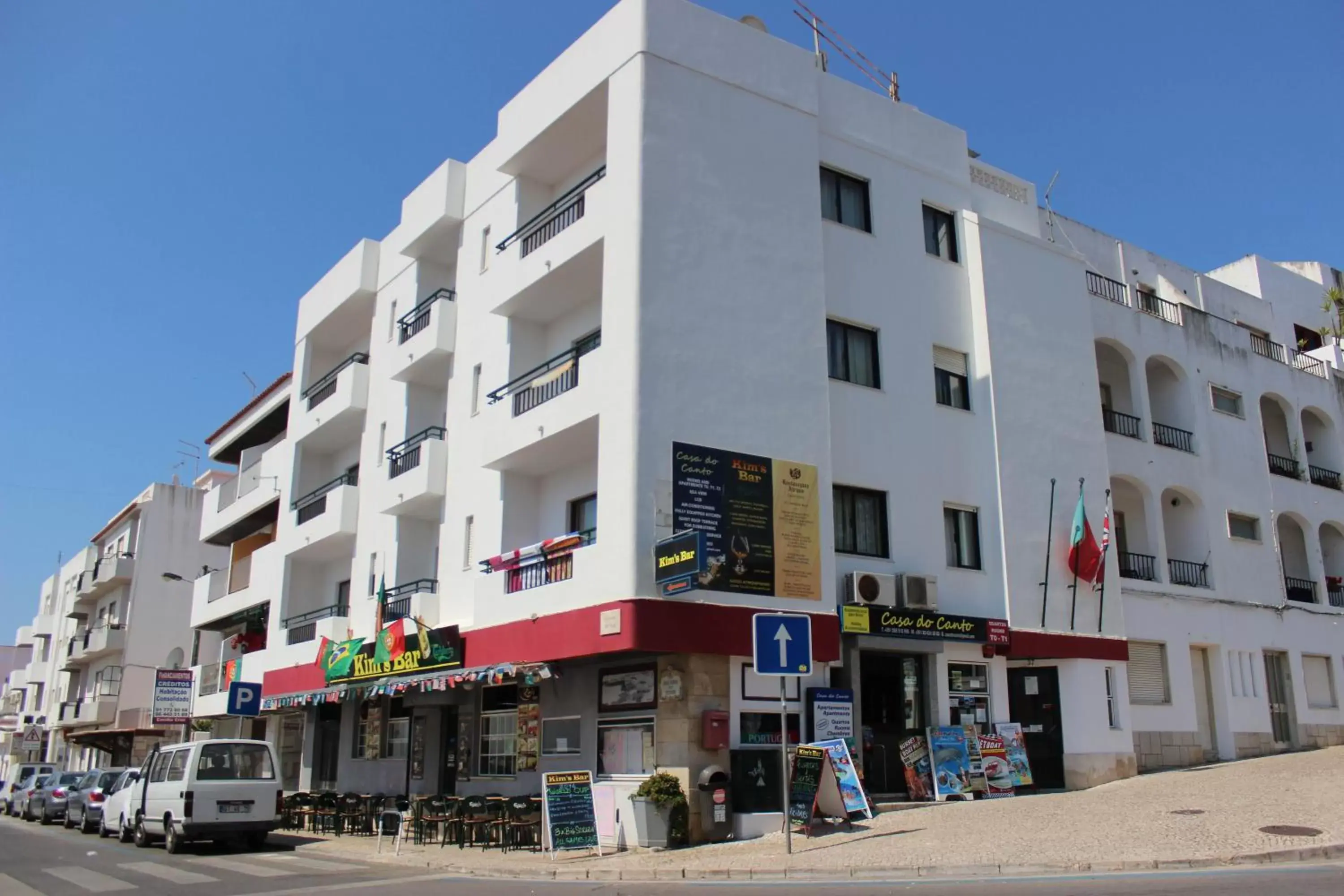 Facade/entrance, Property Building in Casa Do Canto