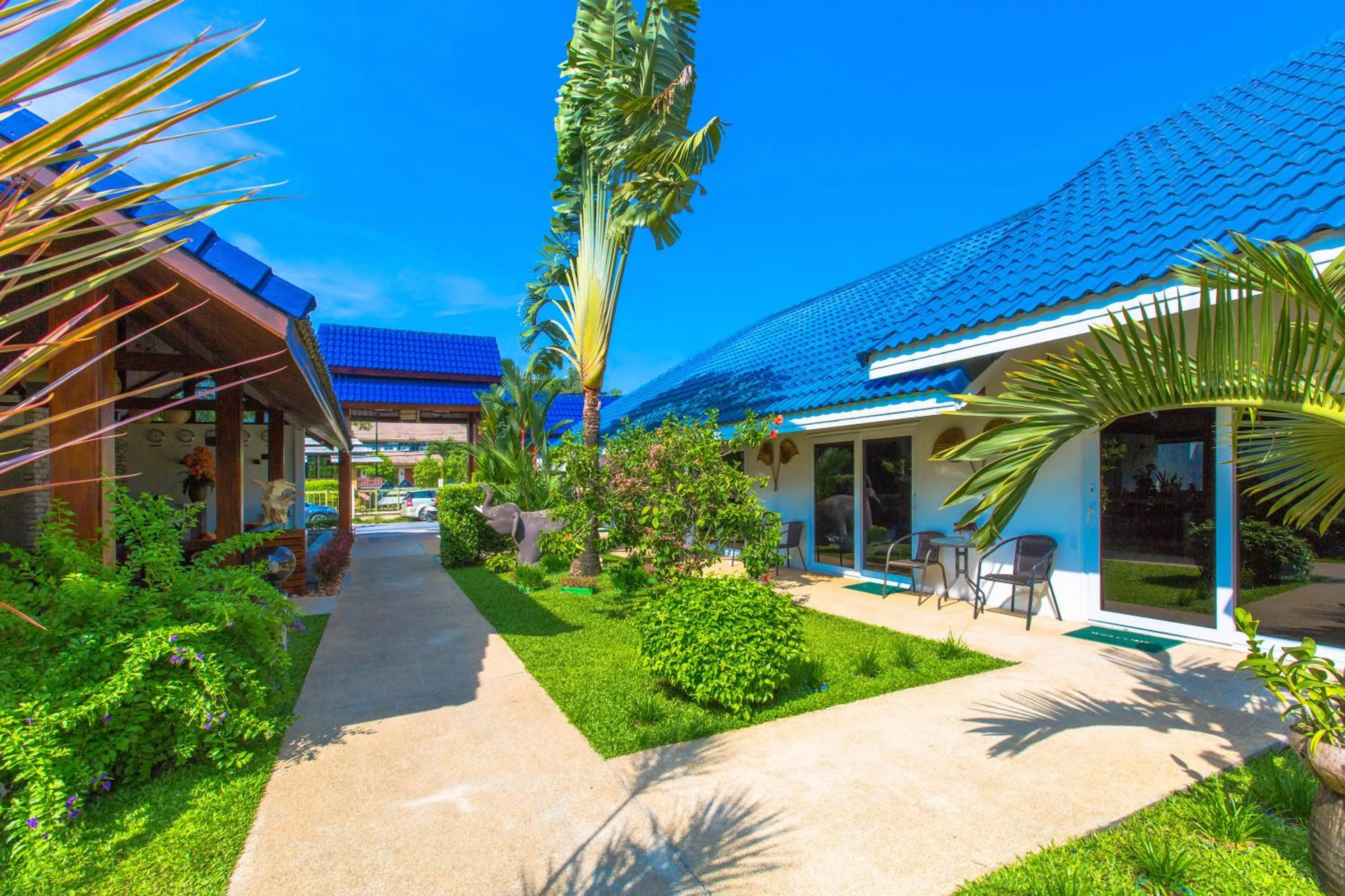 Garden in Phuket Airport Hotel - SHA Extra Plus