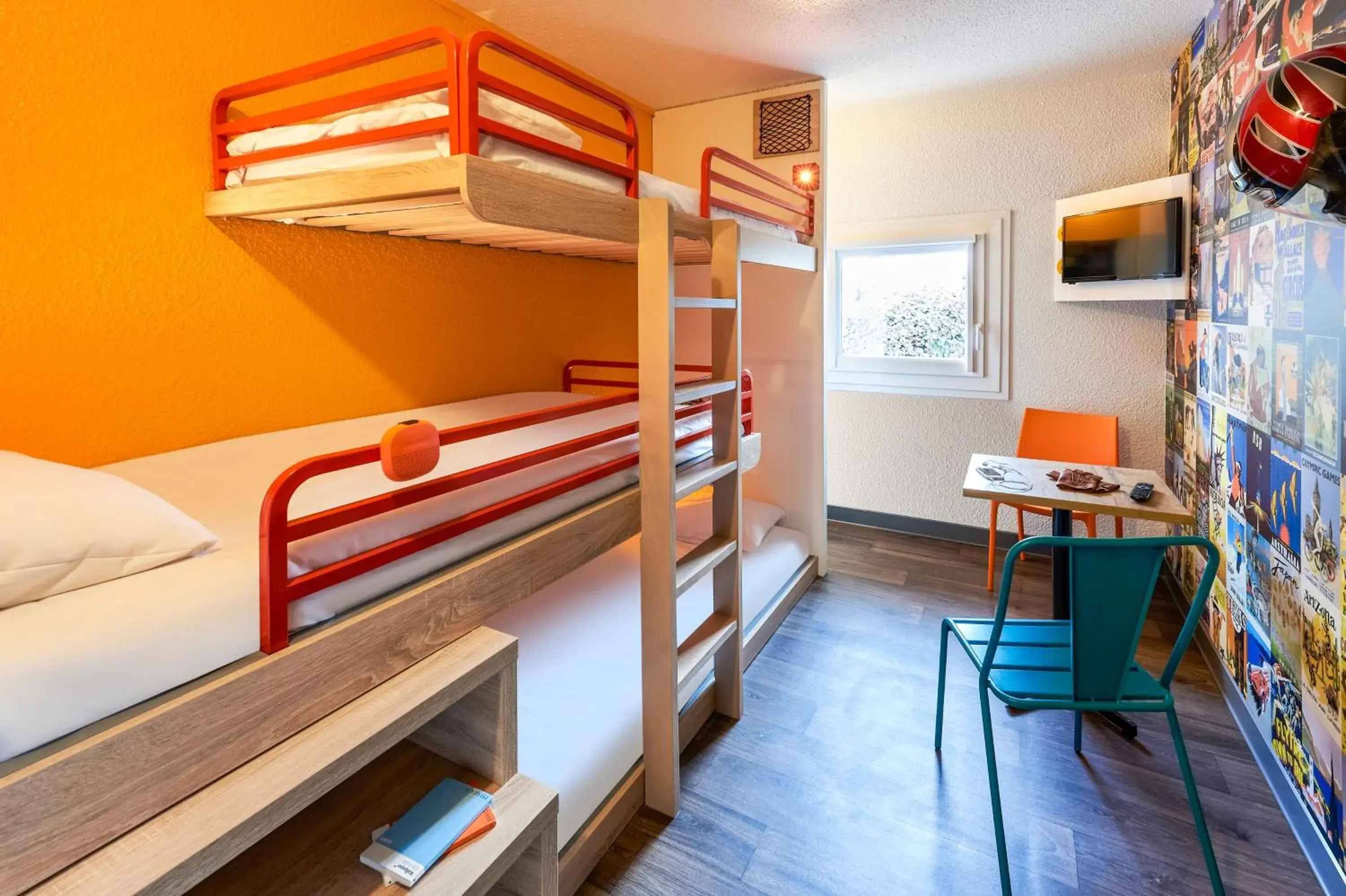 Bunk Bed in hotelF1 Bayonne