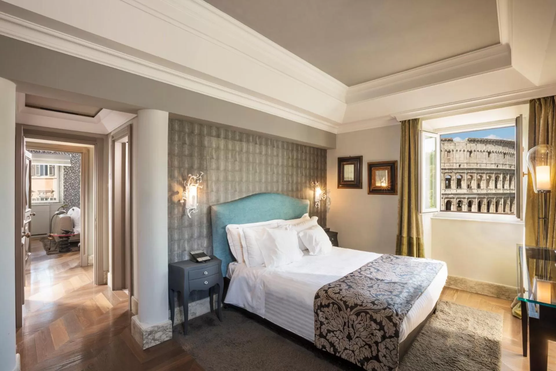 Decorative detail, Bed in Hotel Palazzo Manfredi – Small Luxury Hotels of the World