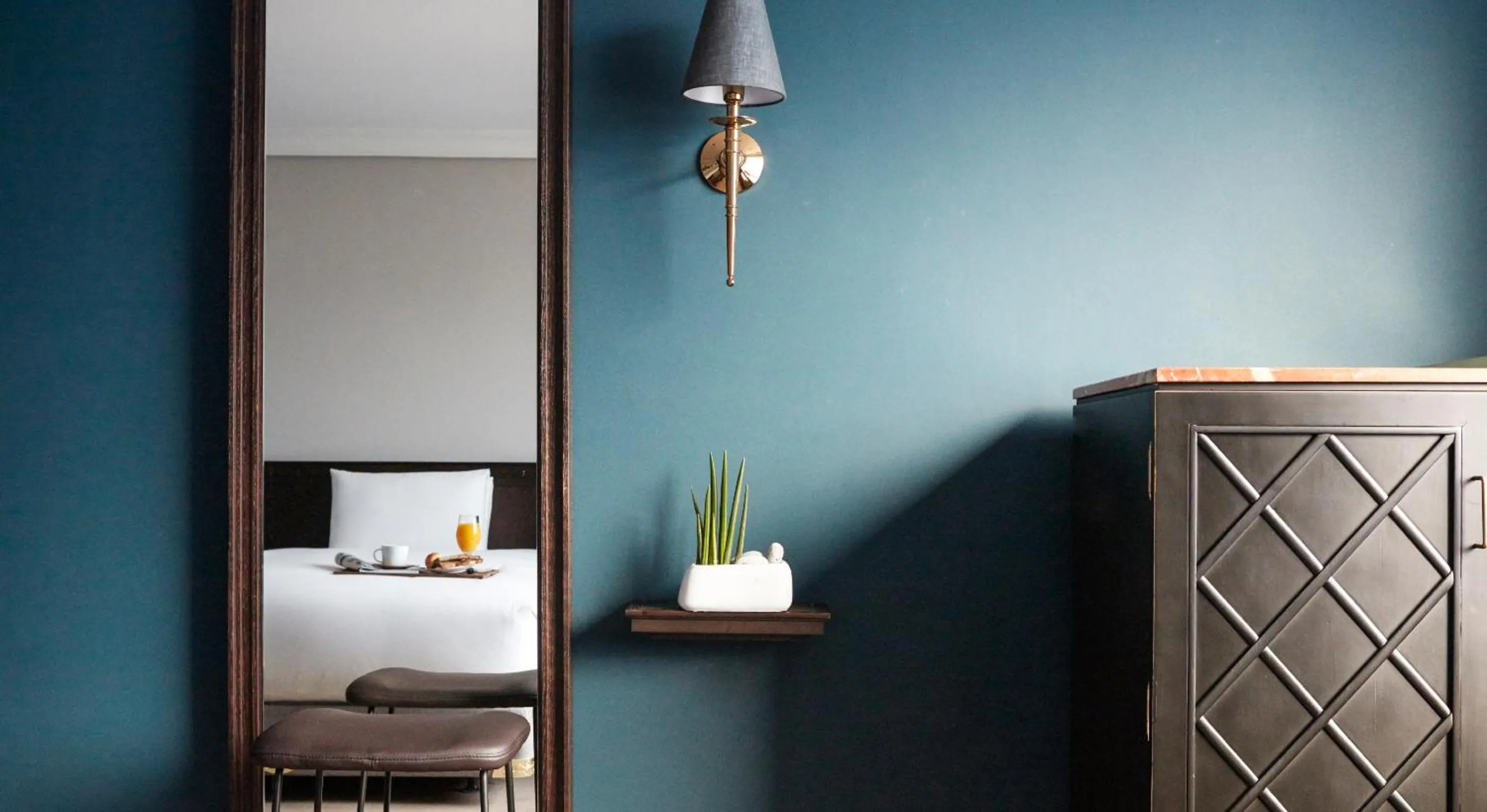 Decorative detail, Bed in Maison Glad Jeju