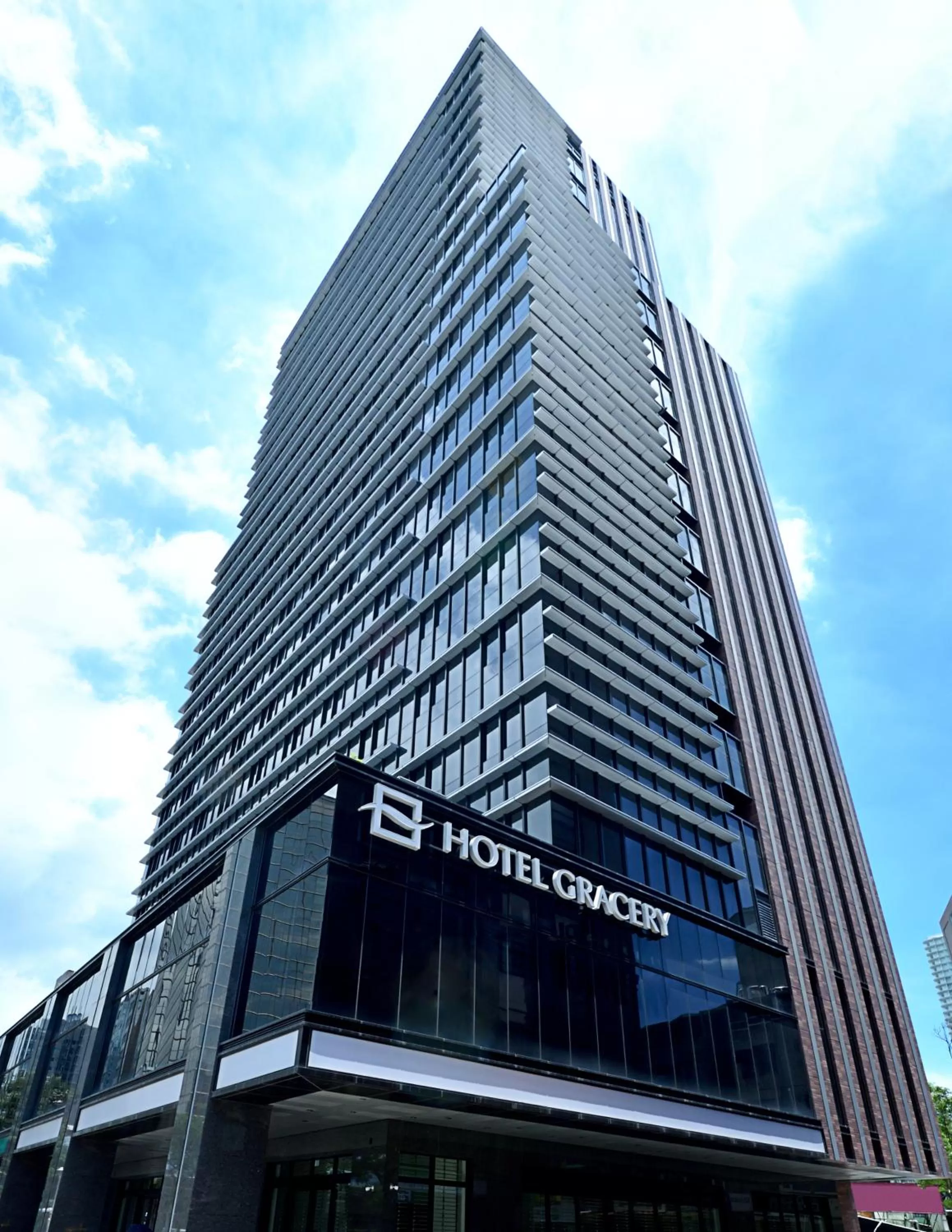 Property building in Hotel Gracery Taipei