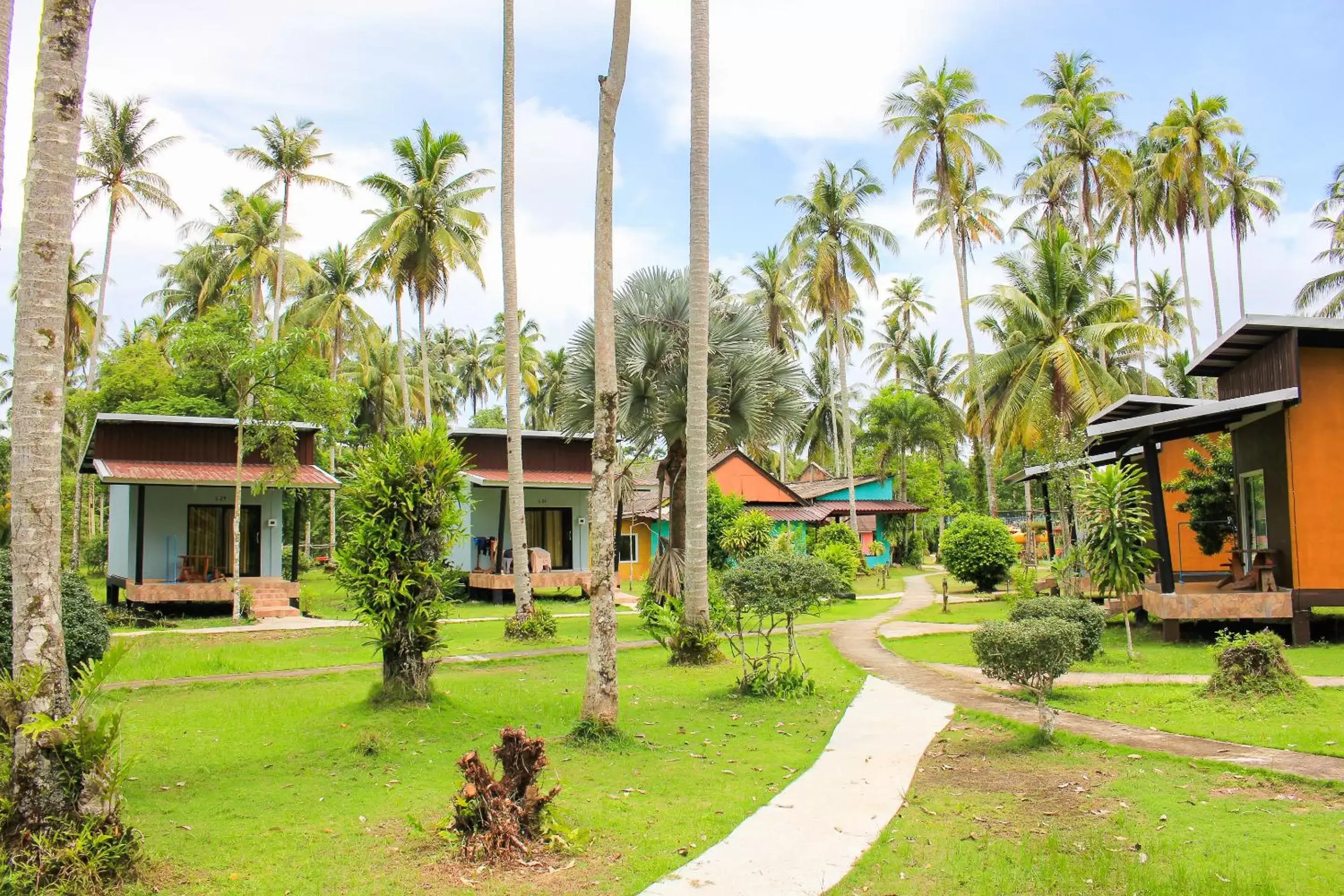 Property building in Koh Kood Far East Resort