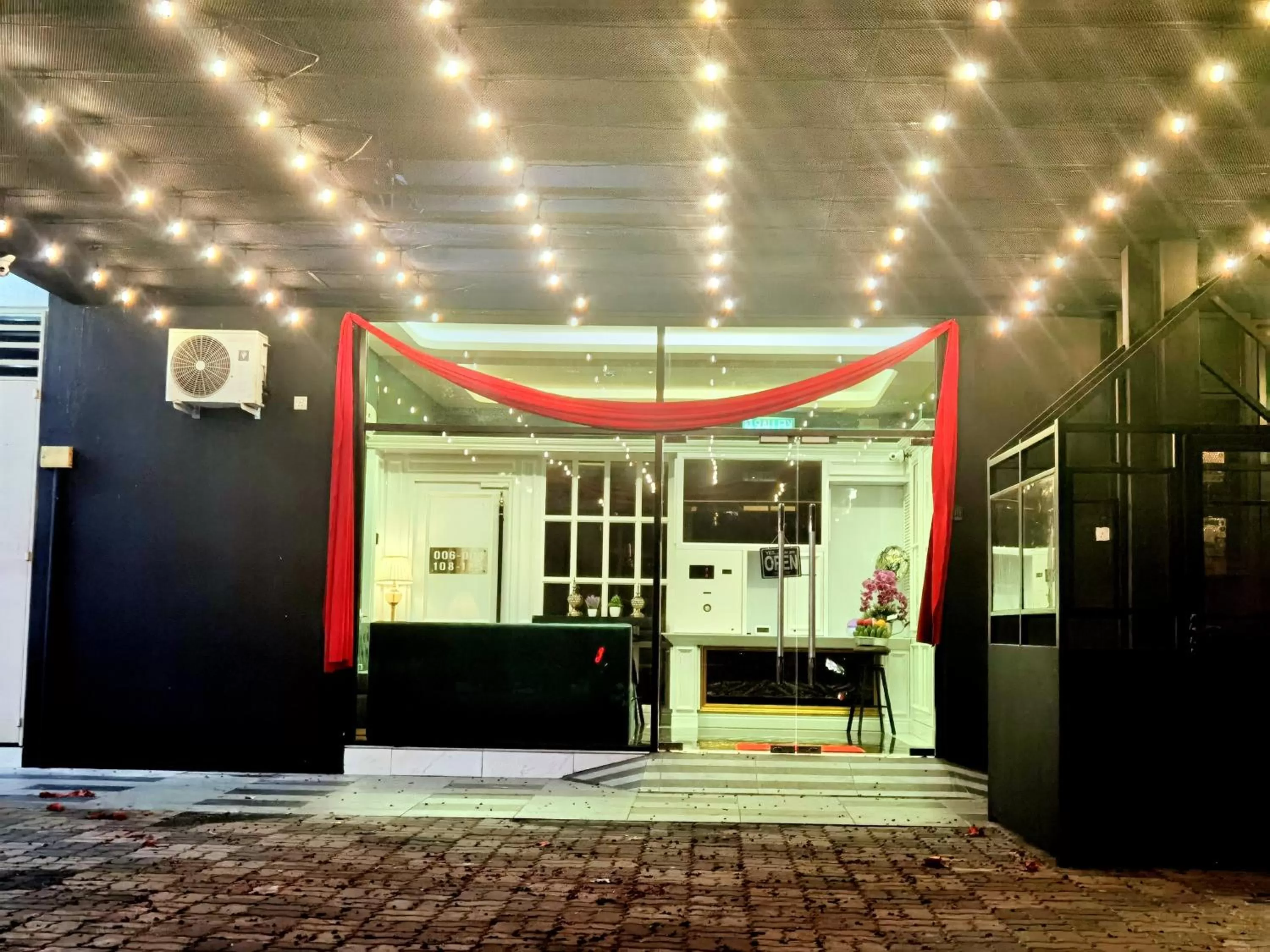 1 Day Car Hotel - BG Perdana