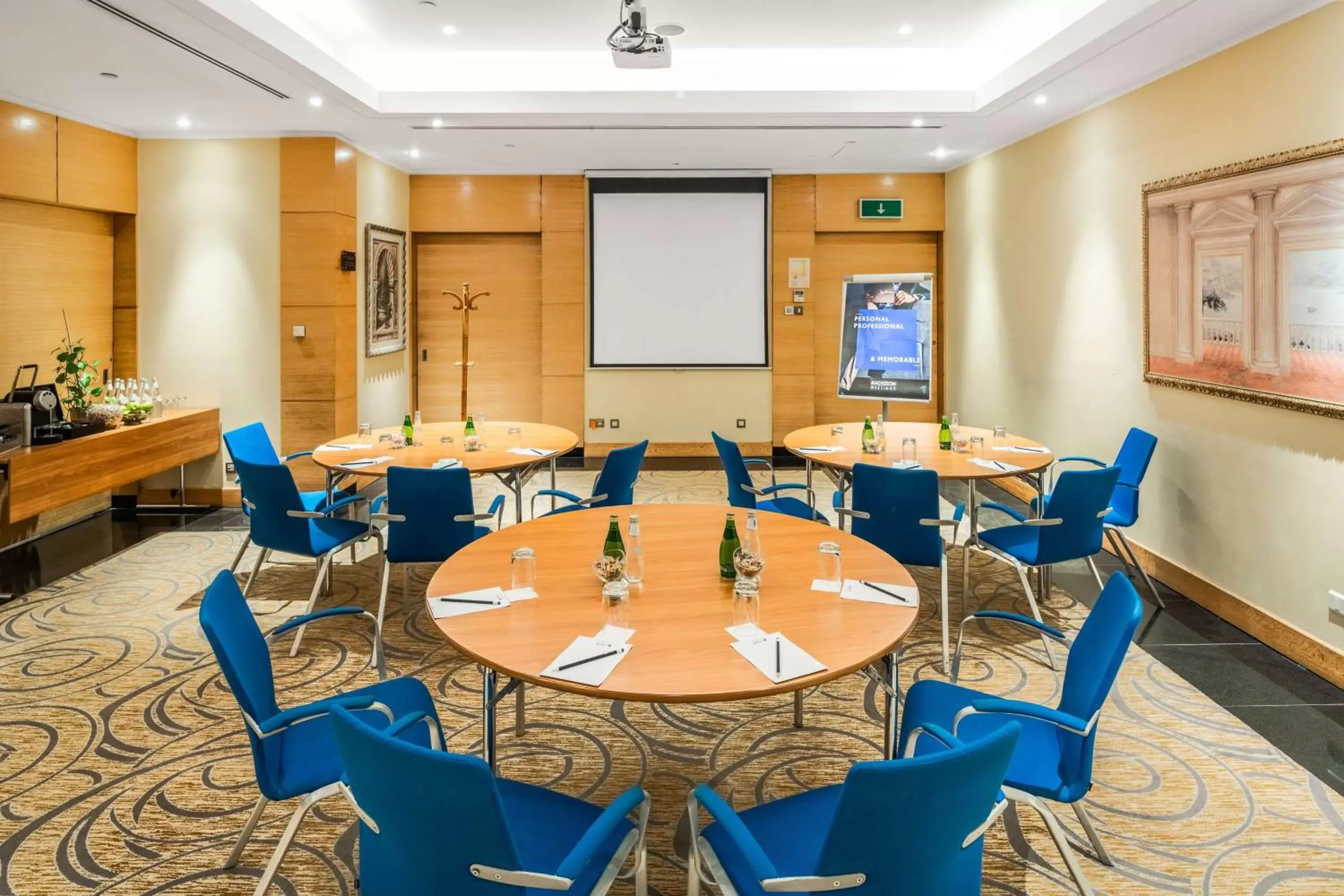 Meeting/conference room in Radisson Blu Hotel, Riyadh