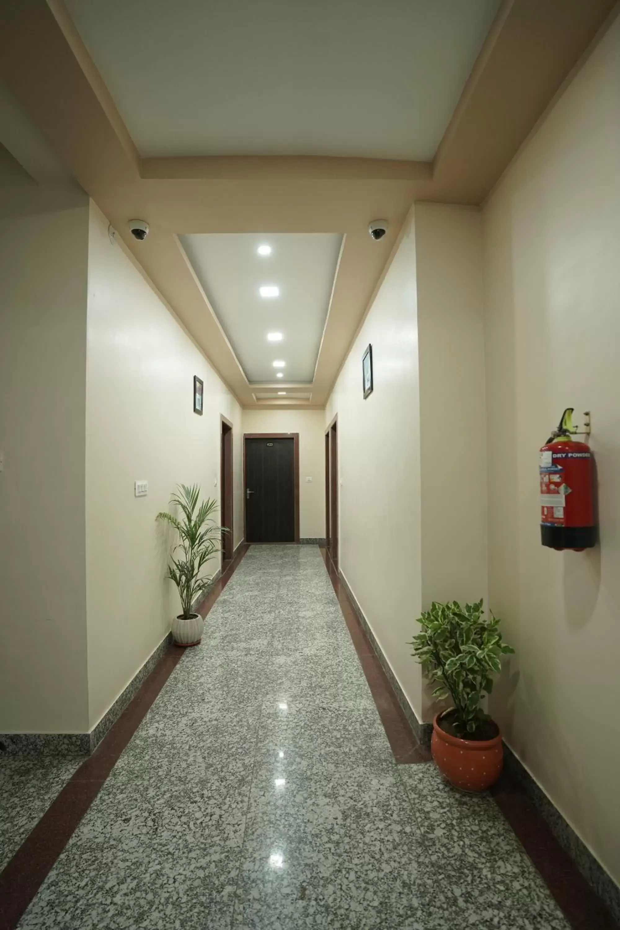 Facade/entrance in Hotel Silver Cloud Facade/entrance in Hotel Silver Cloud