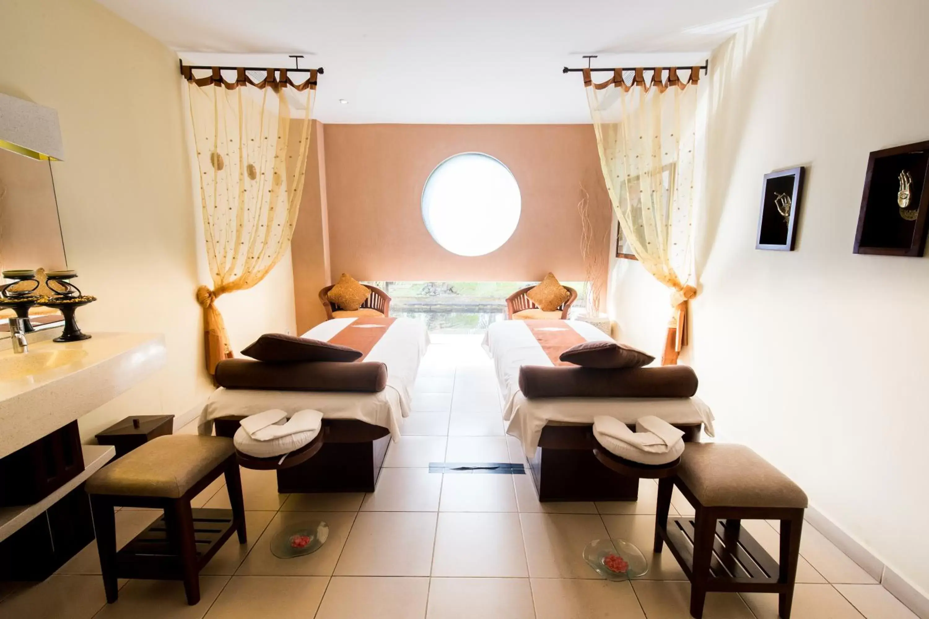 Spa and wellness centre/facilities, Bed in Ayodya Resort Bali