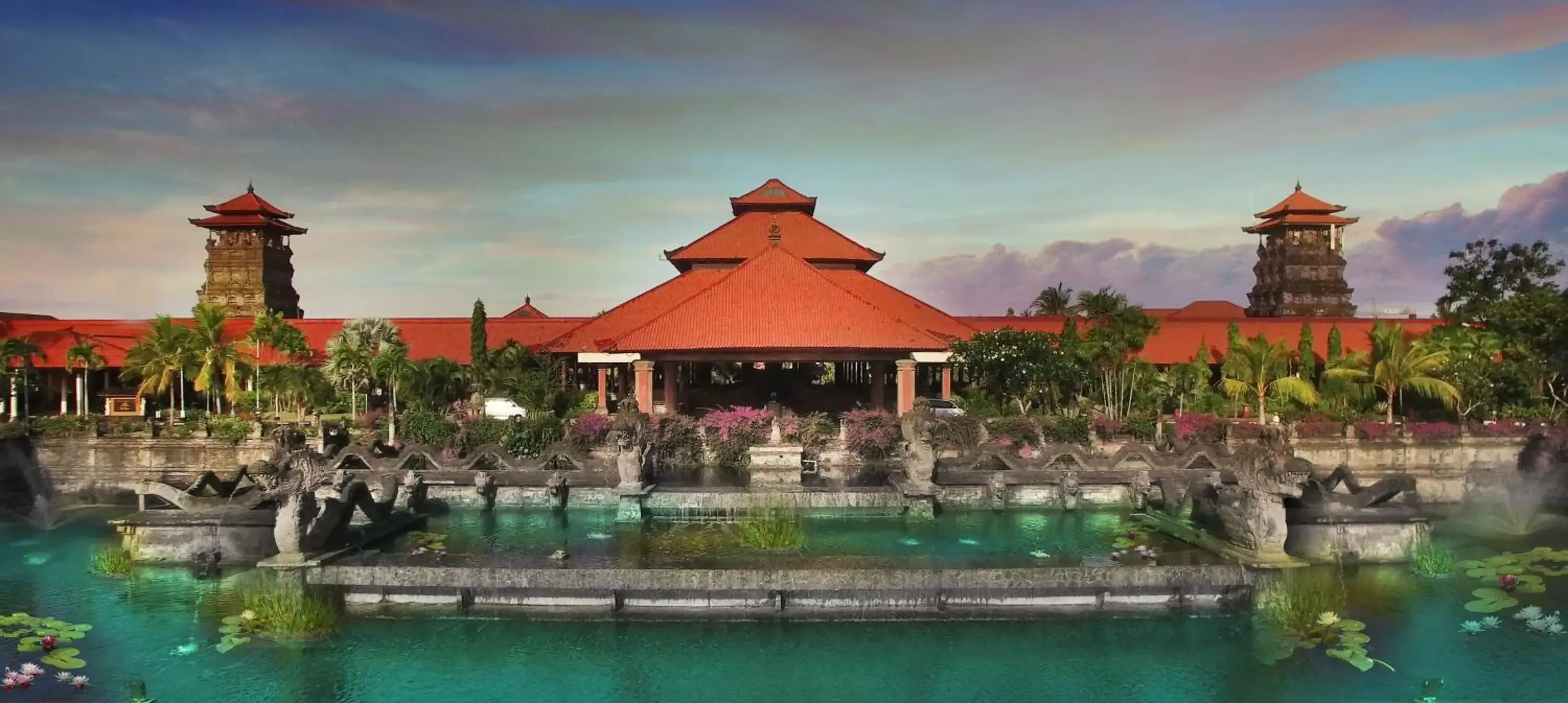 Facade/entrance in Ayodya Resort Bali
