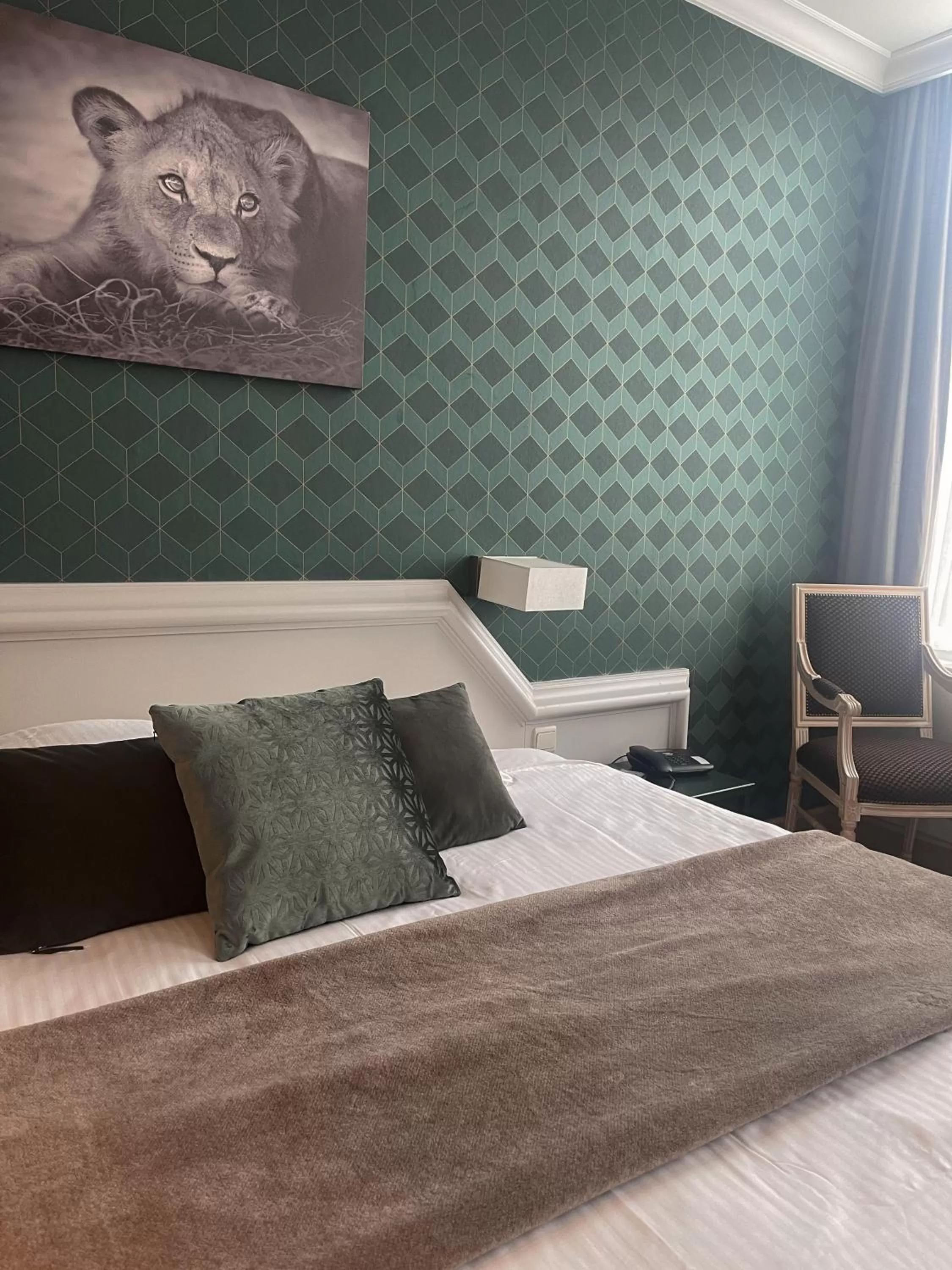 Bedroom, Bed in Hotel La Pomme d'Or