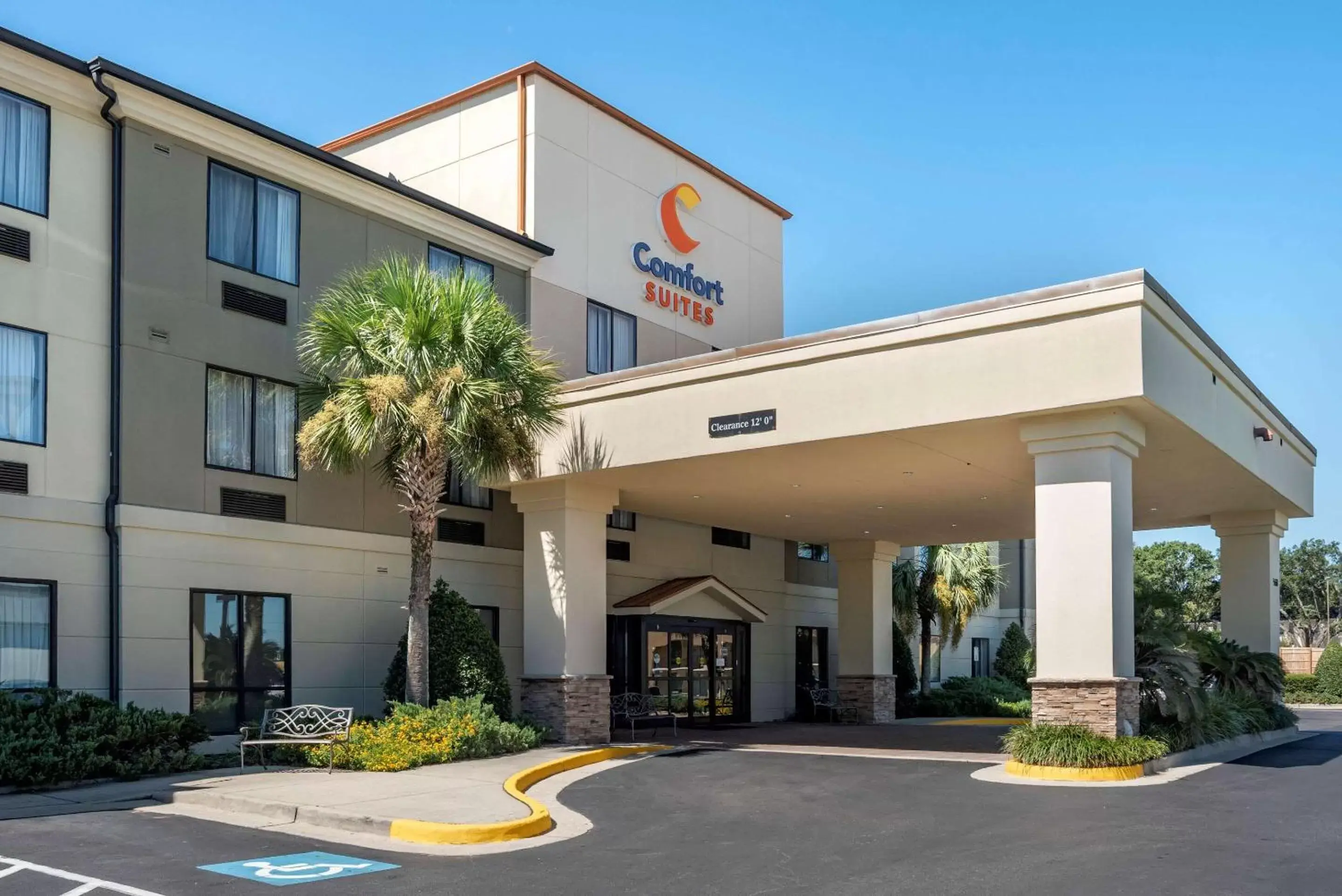 Property Building in Comfort Suites Mobile West/Tillmans Corner