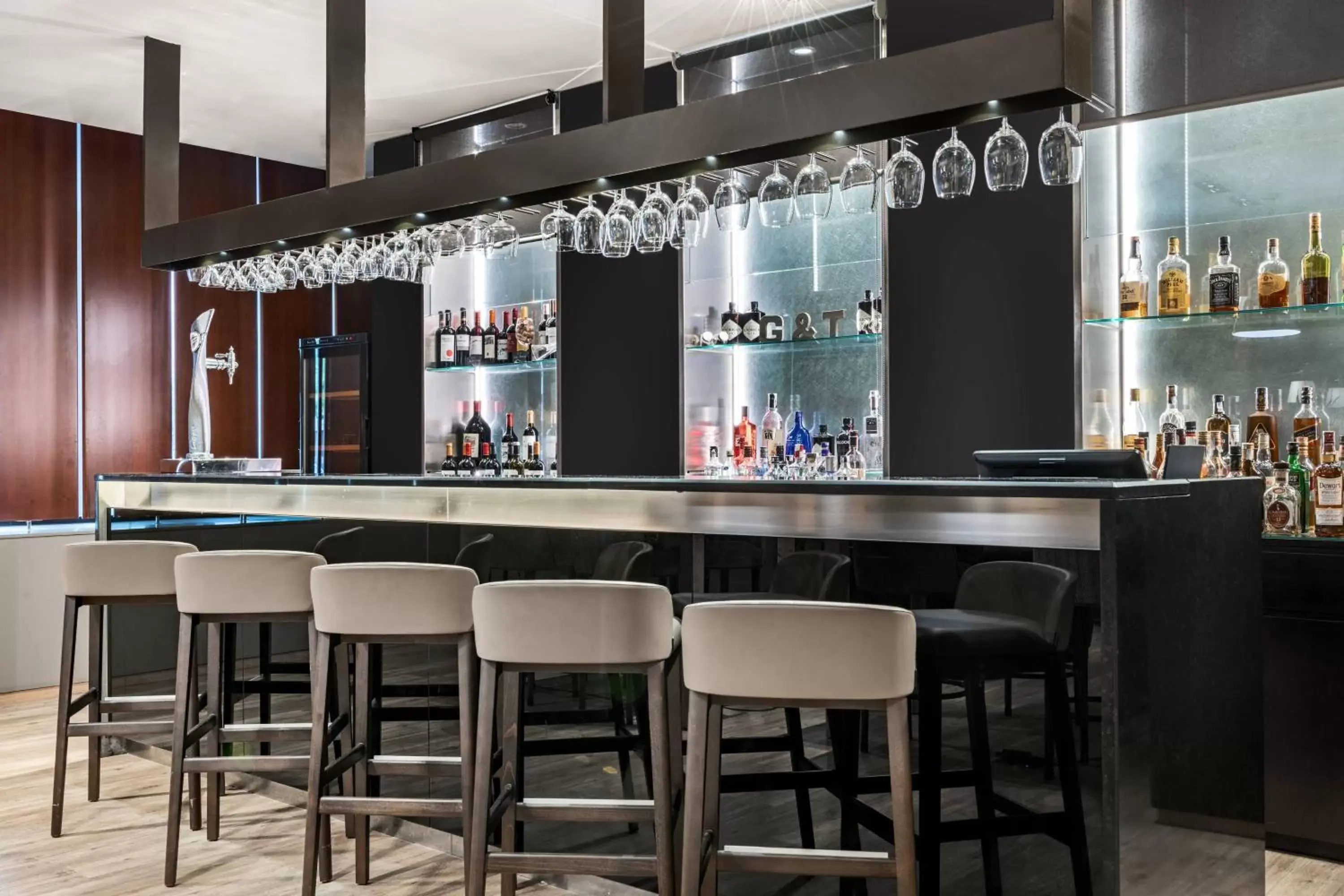 Lounge or bar, Lounge/Bar in AC Hotel La Rioja by Marriott