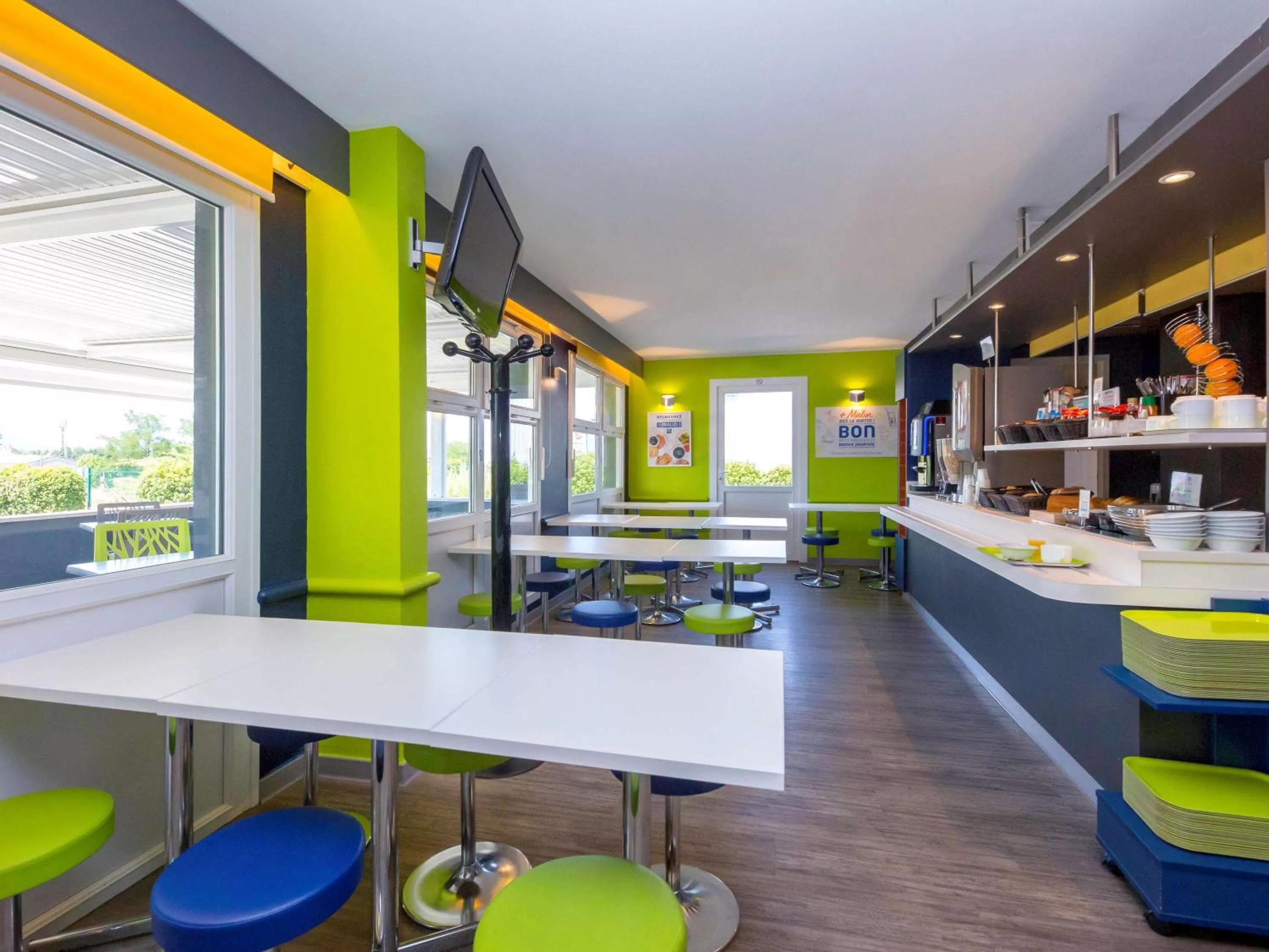 Restaurant/places to eat in Ibis Budget Montelimar