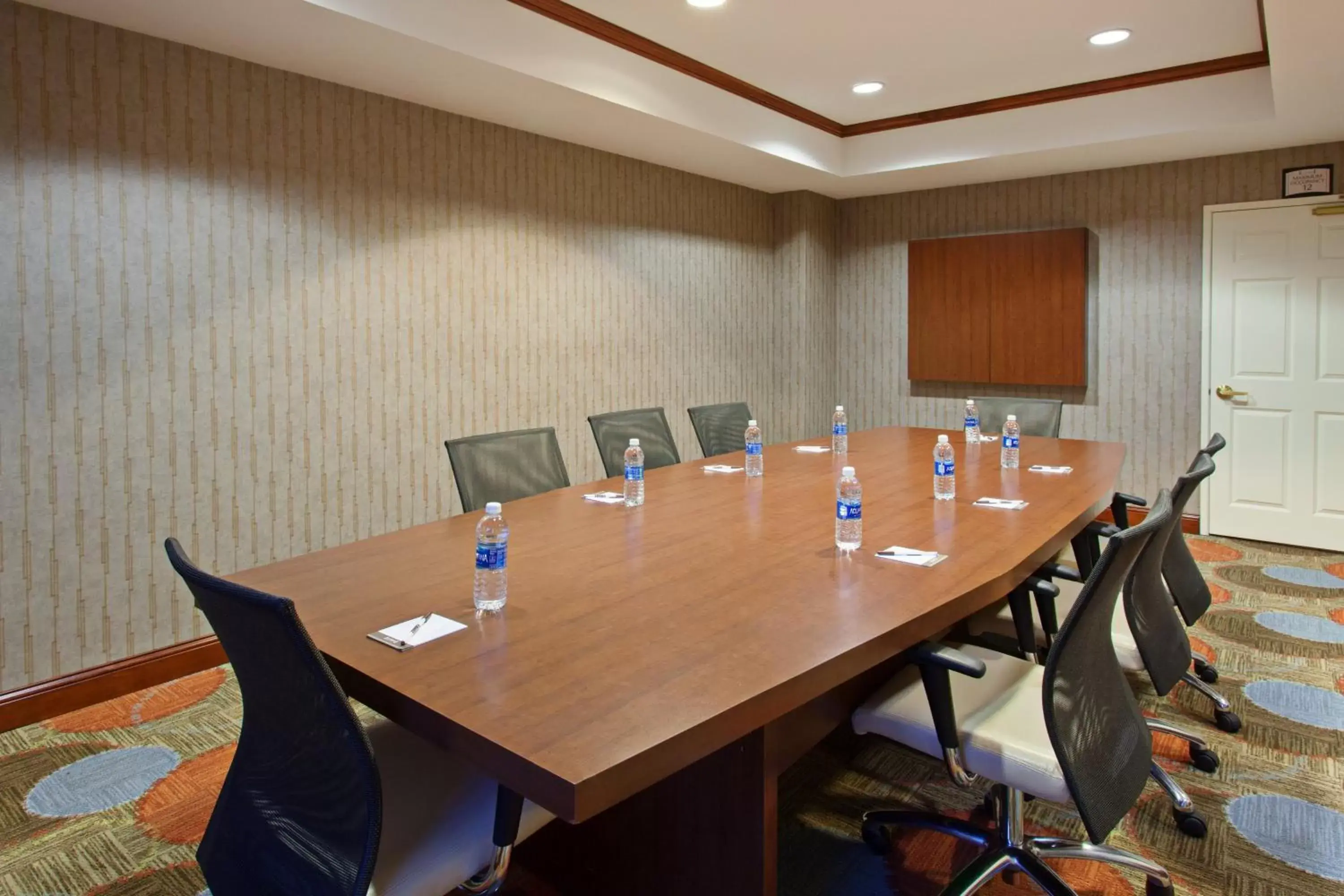 Meeting/conference room in Staybridge Suites Fairfield Napa Valley Area, an IHG Hotel