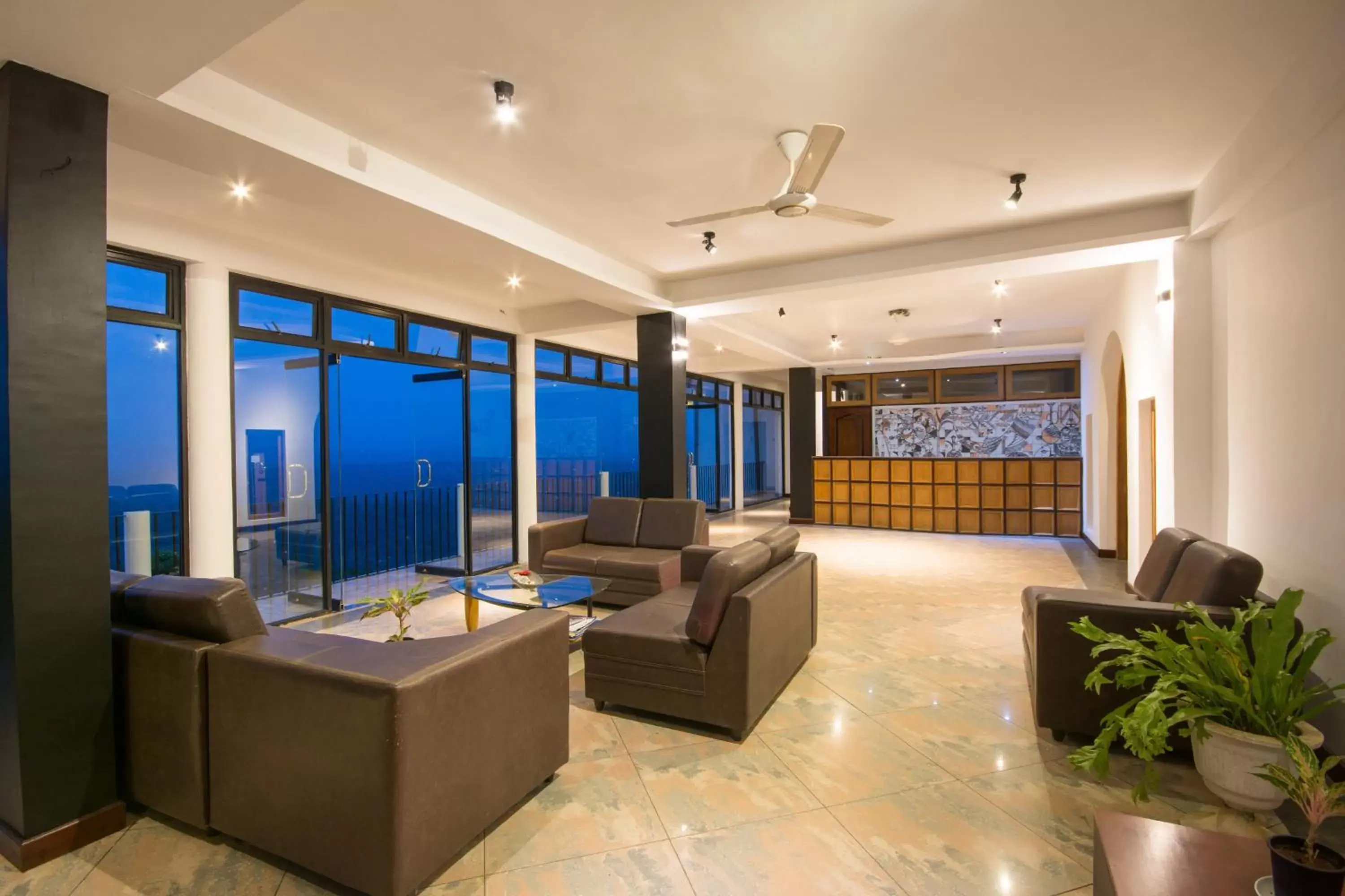 Living room, Lobby/Reception in Ceyloni Panorama Resort