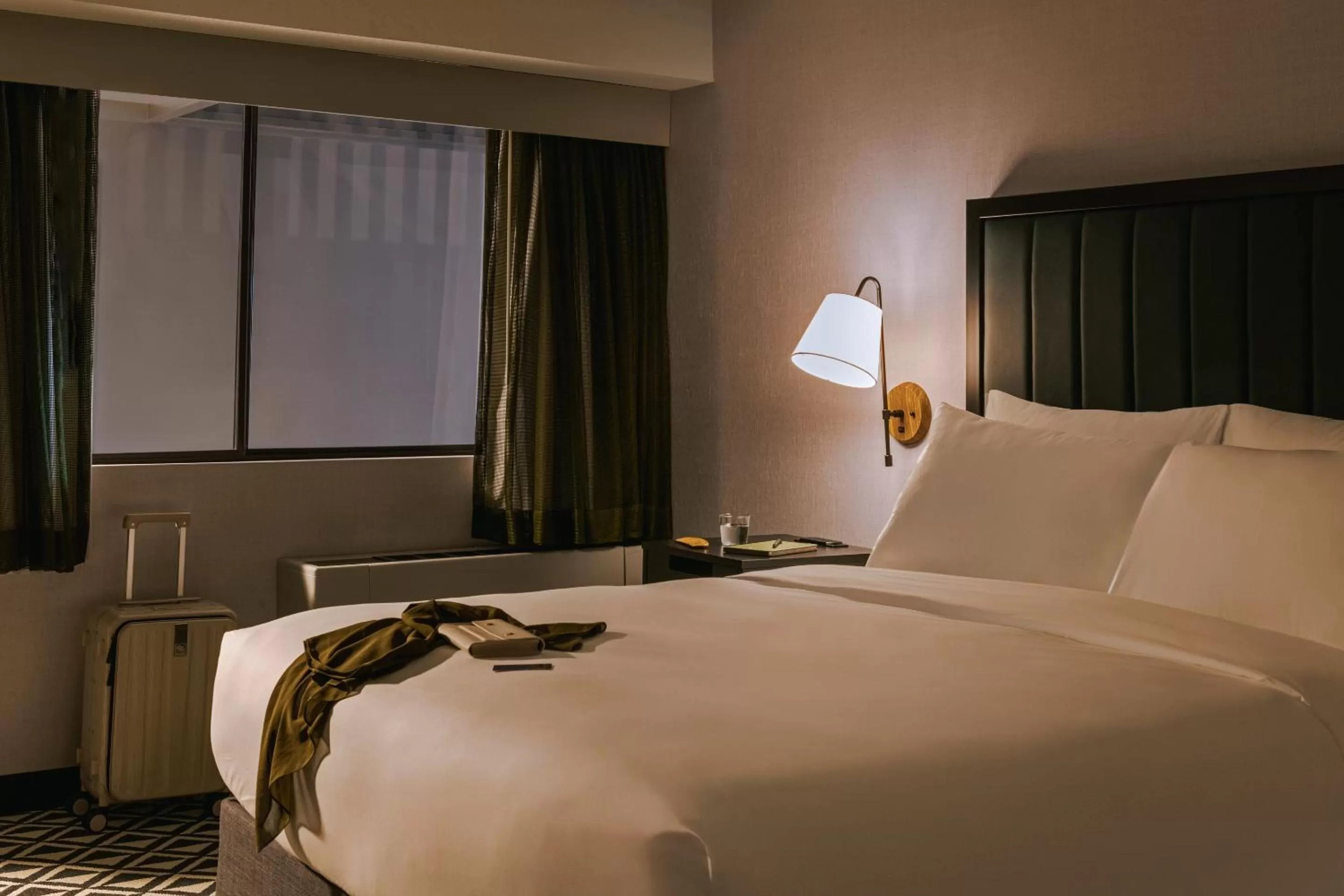 Queen Room in The Arcadian