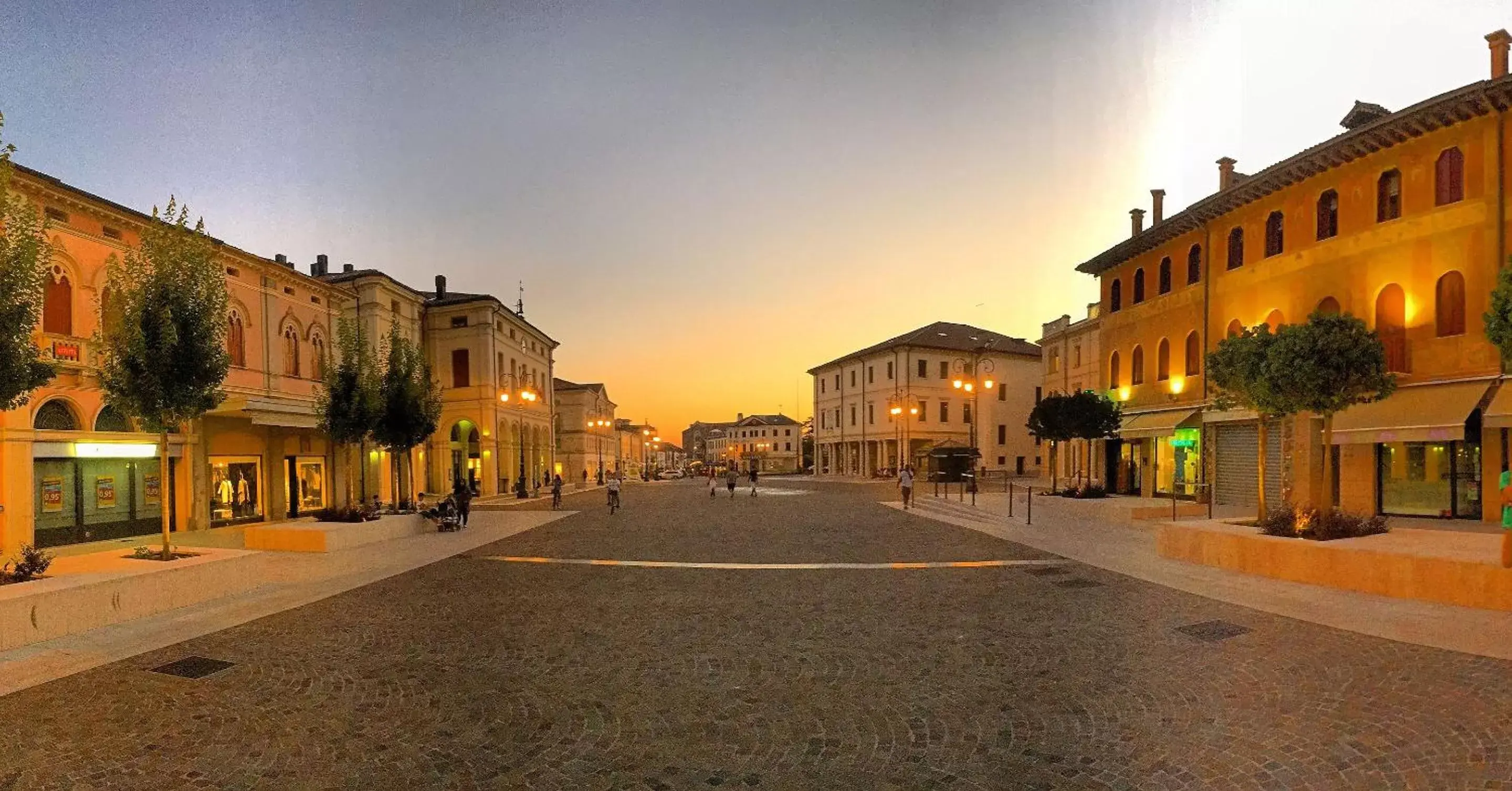 Nearby landmark, Property Building in Albergo Grappolo D'oro