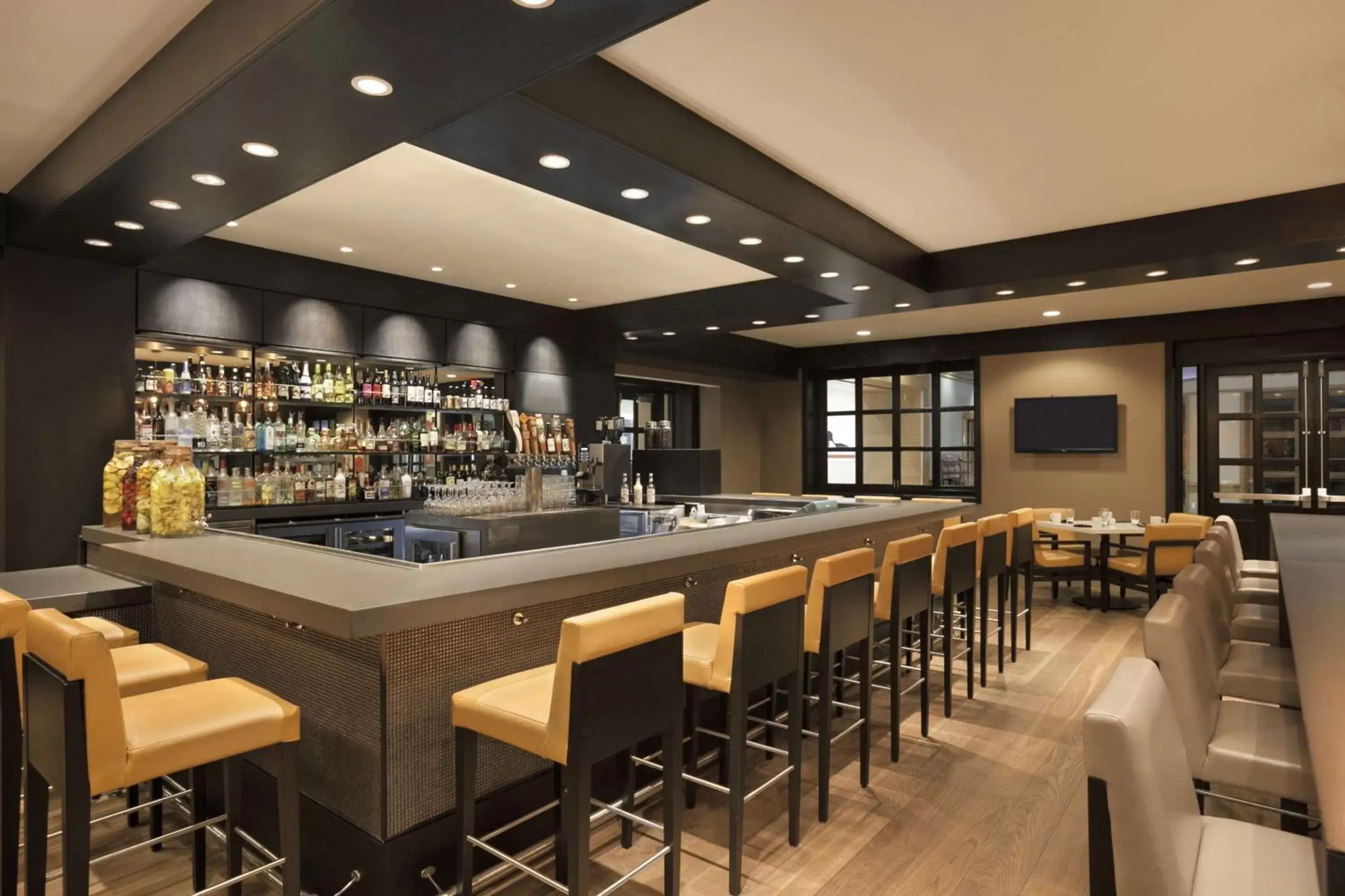 Lounge or bar, Lounge/Bar in Hyatt Regency Birmingham - The Wynfrey Hotel