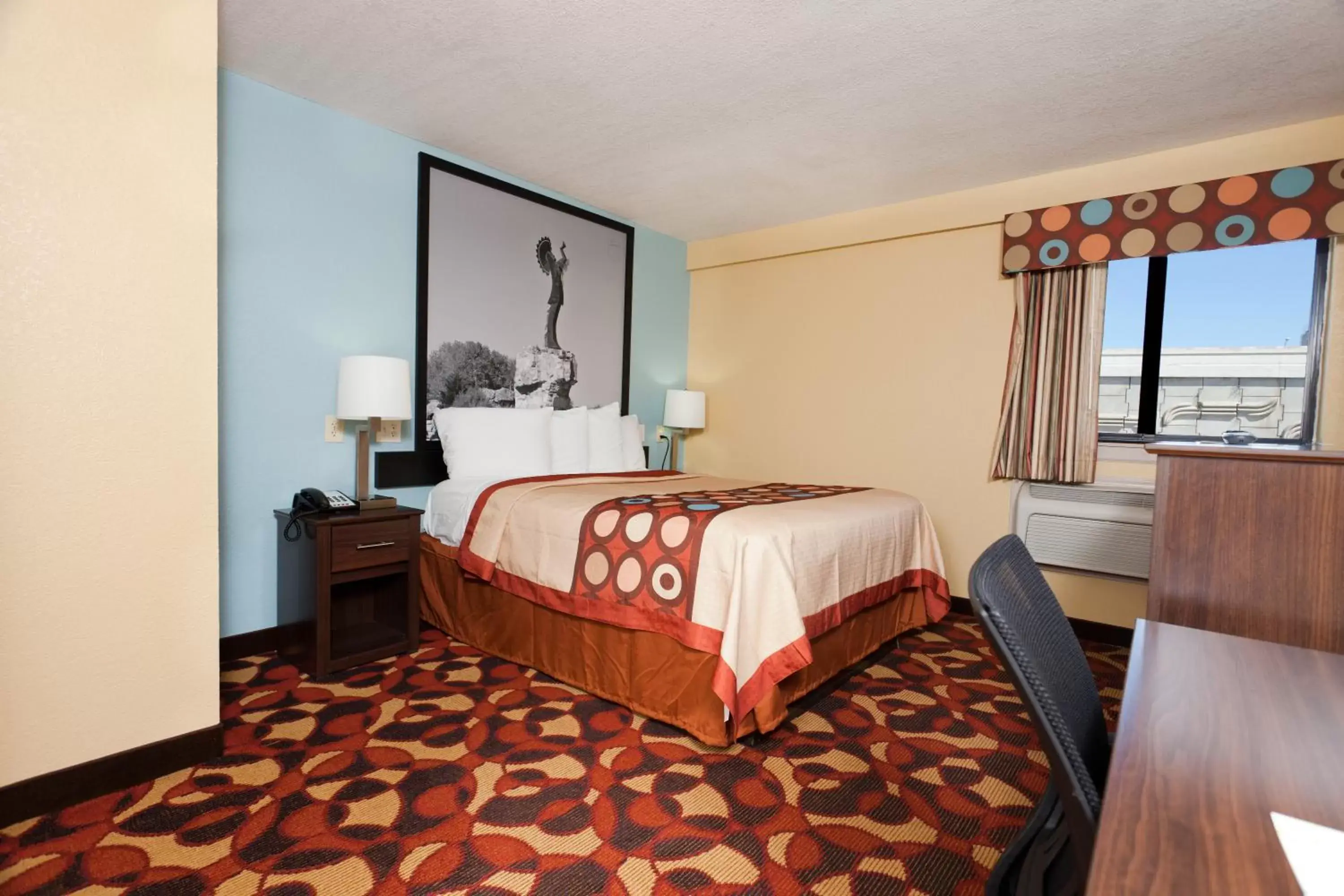 Bed in Super 8 by Wyndham Wichita Airport West Kellogg