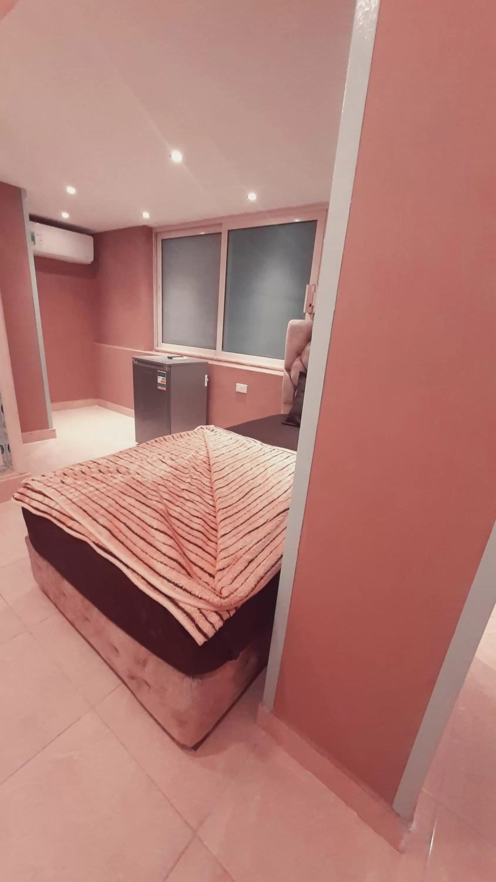 Bed in Blue Eyes Hotel