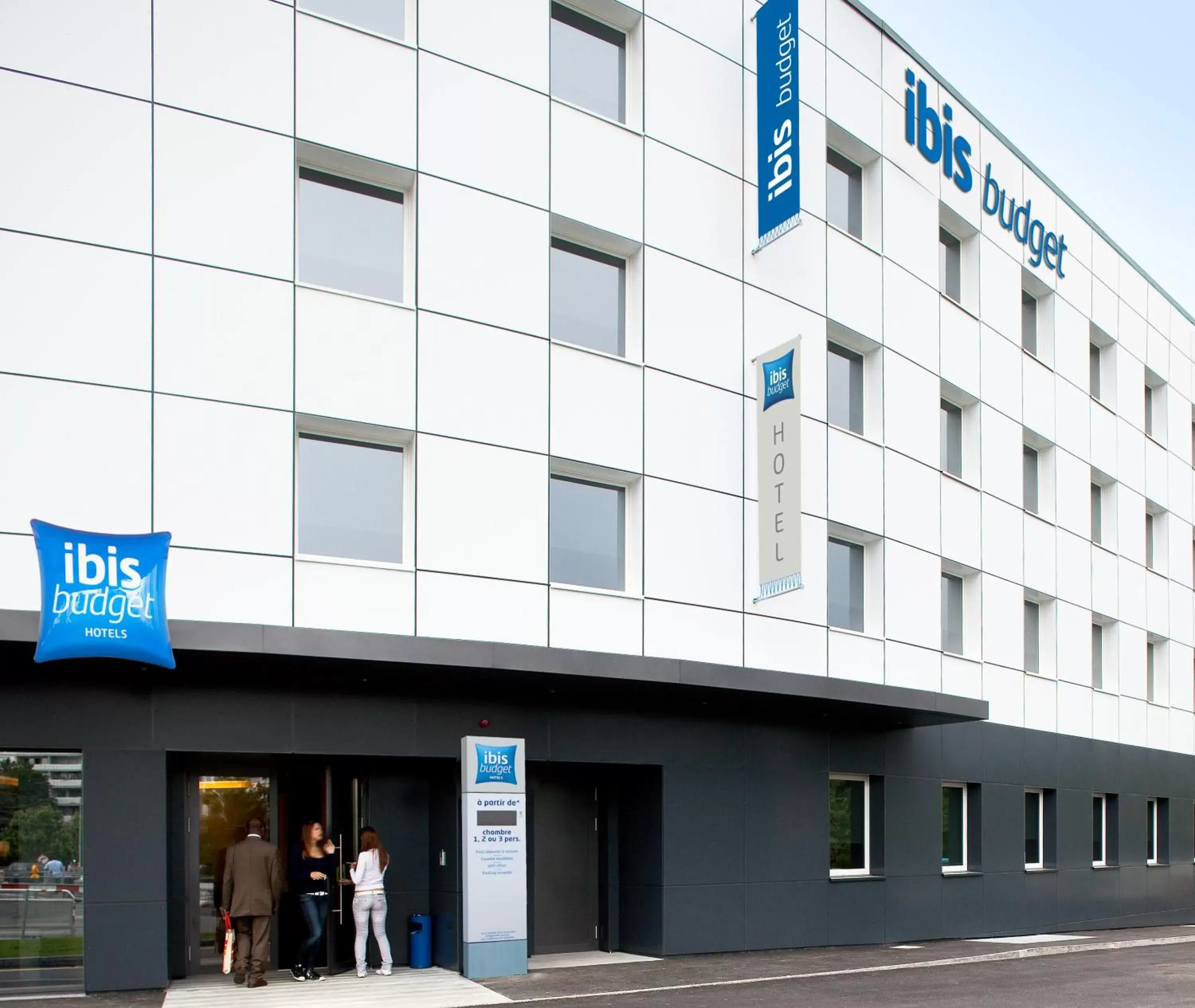 Facade/entrance, Property Building in ibis budget Genève Petit-Lancy