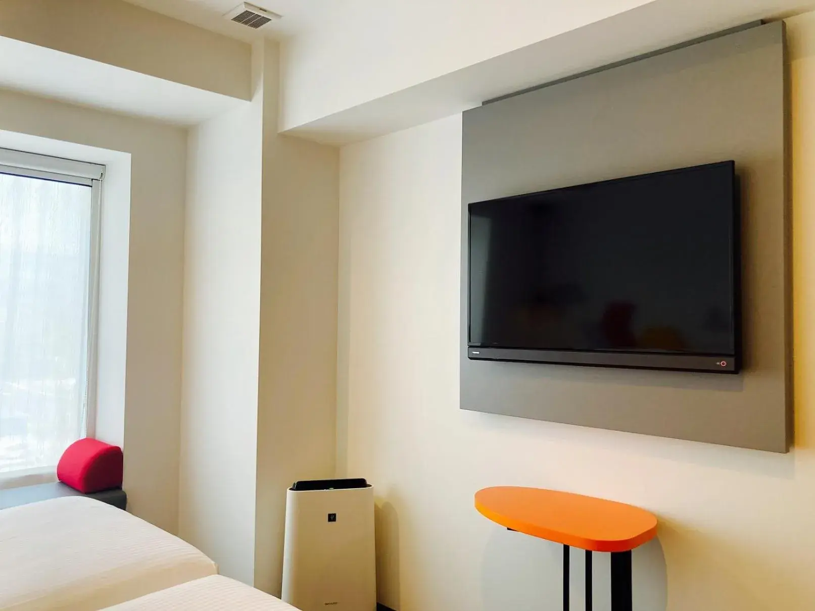 TV and multimedia, TV/Entertainment Center in ibis Styles Tokyo Bay