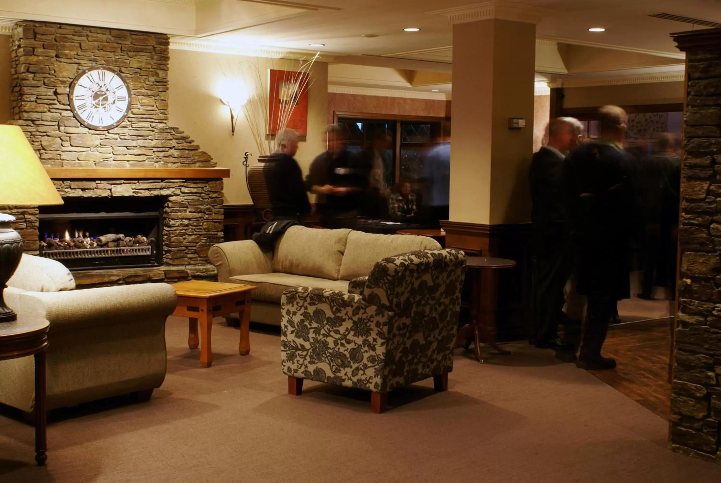 Lounge or bar in Distinction Coachman Hotel, Palmerston North