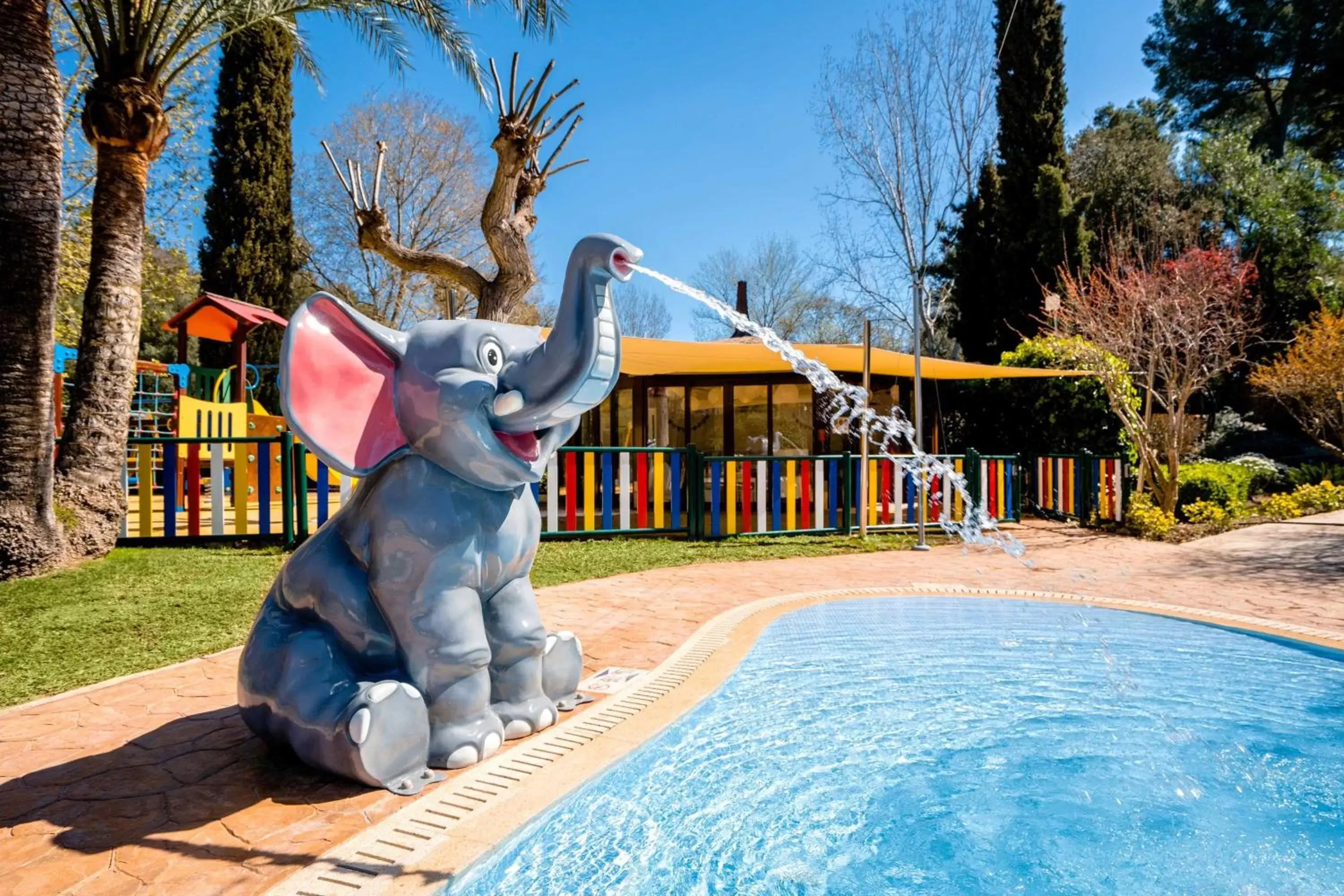 Swimming pool in Sheraton Mallorca Arabella Golf Hotel