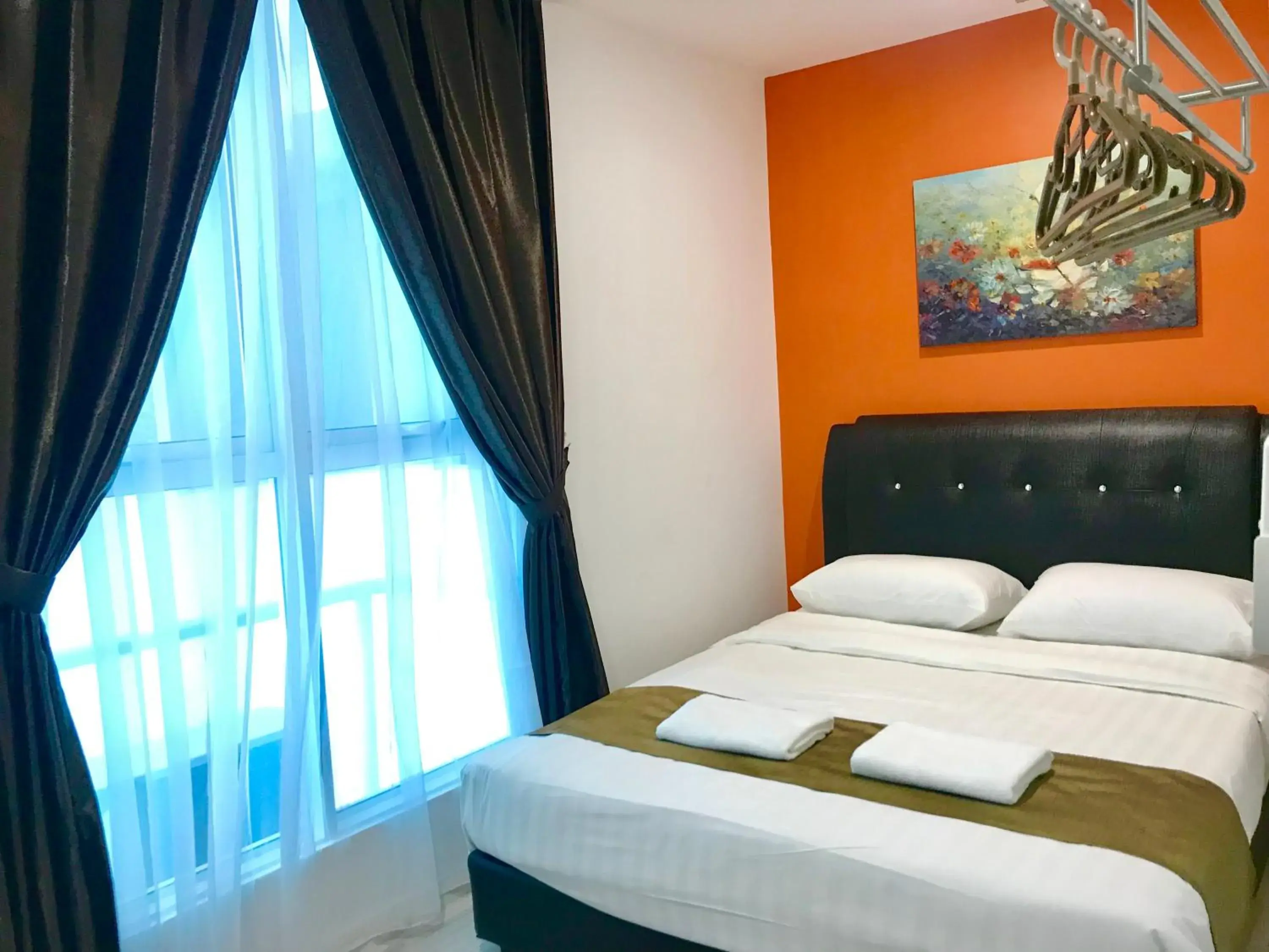 Bedroom, Bed in Sunset Seaview Vacation Condos @ Infinity Avenue