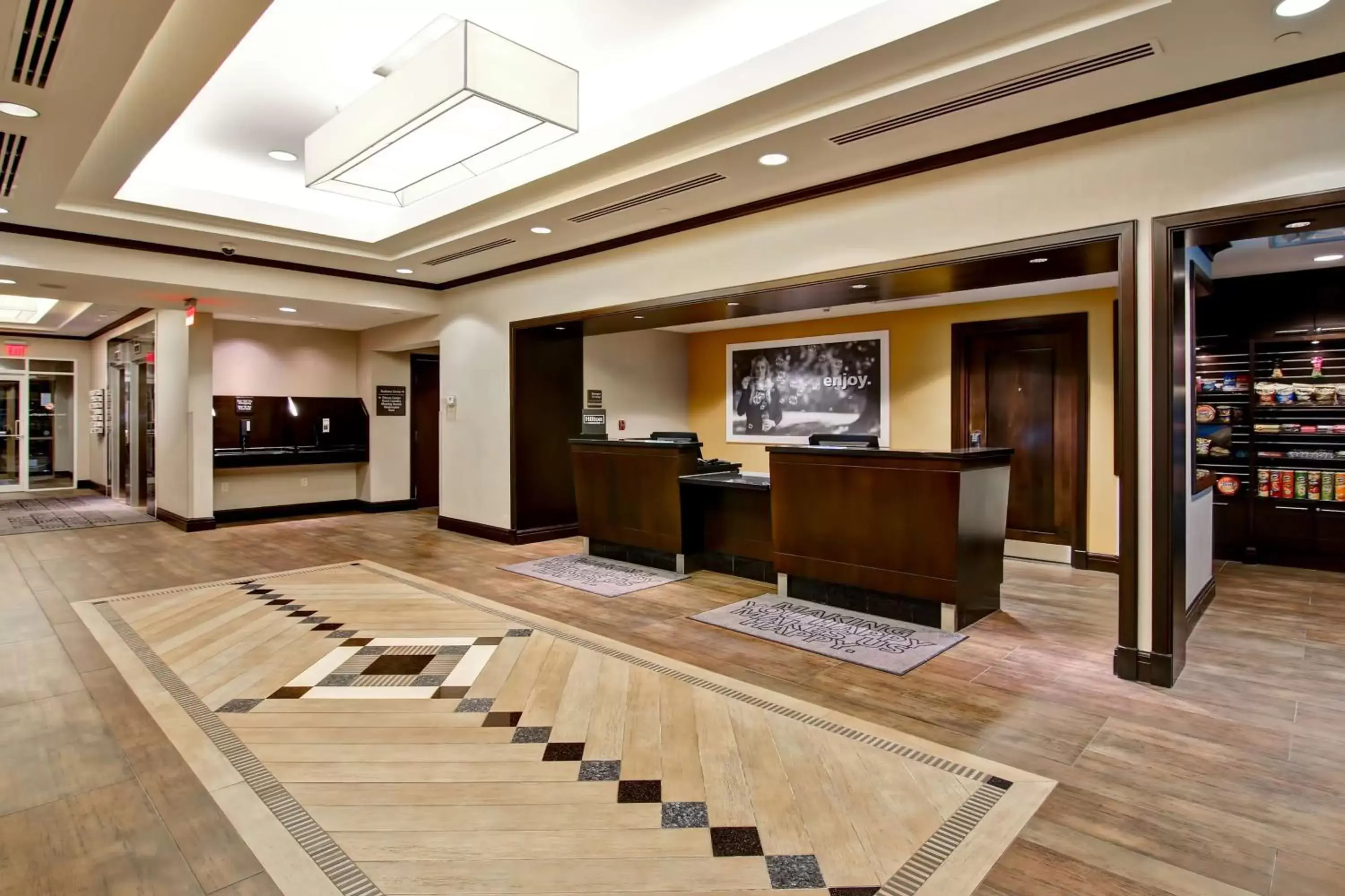 Lobby or reception, Lobby/Reception in Hampton Inn by Hilton Toronto Airport Corporate Centre