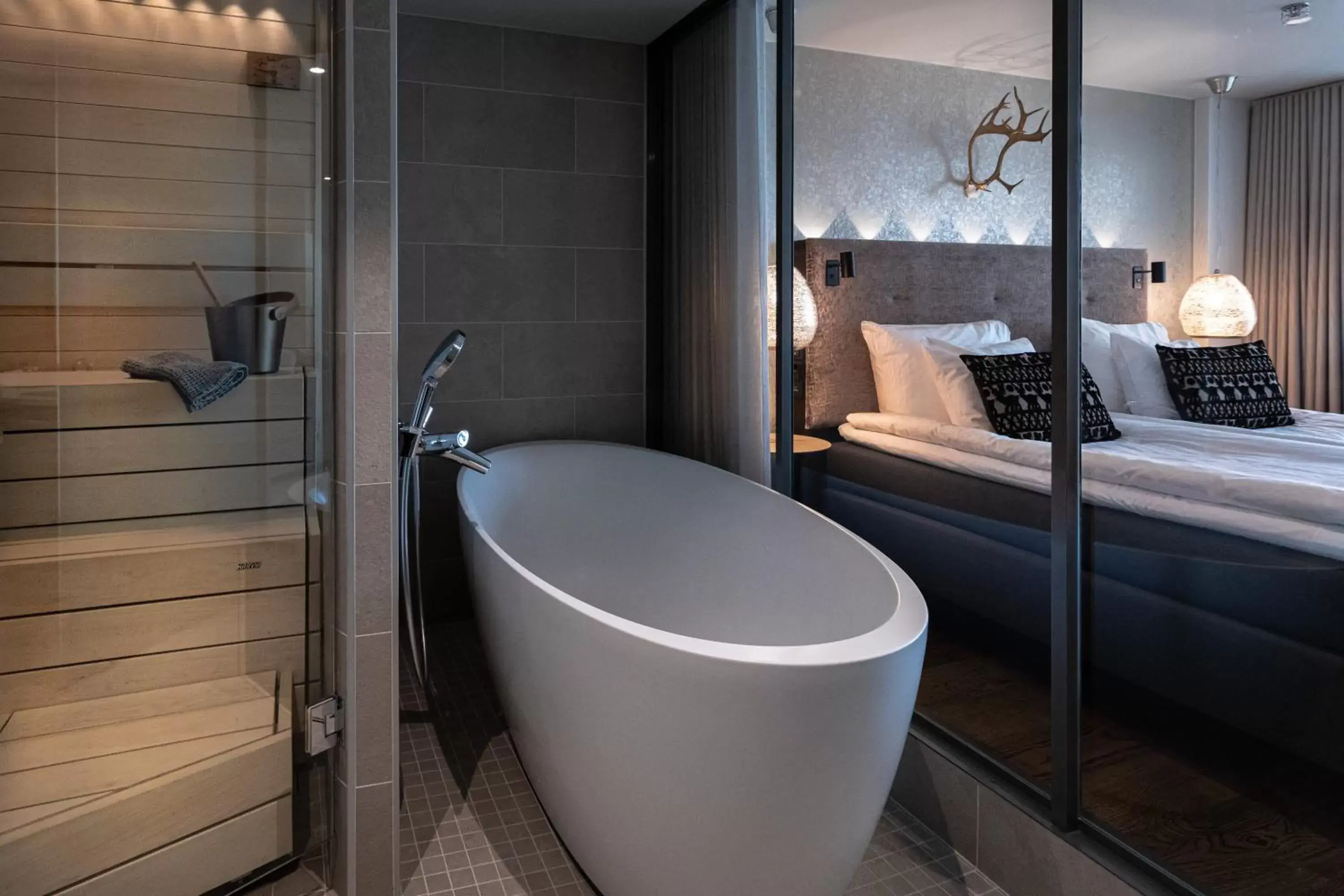 Bath, Bathroom in Lapland Hotels Bulevardi