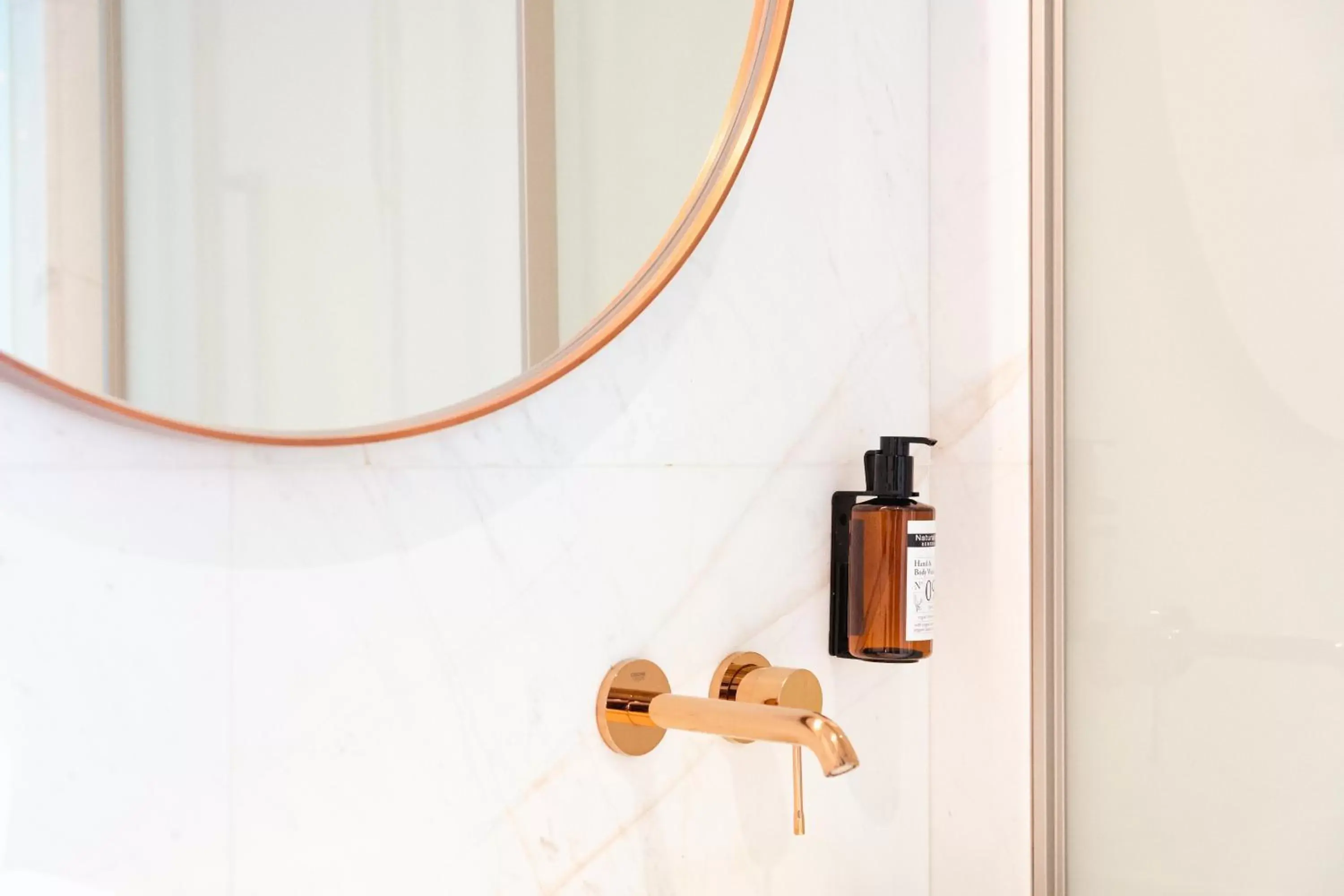 Bathroom in Lasala Plaza Hotel