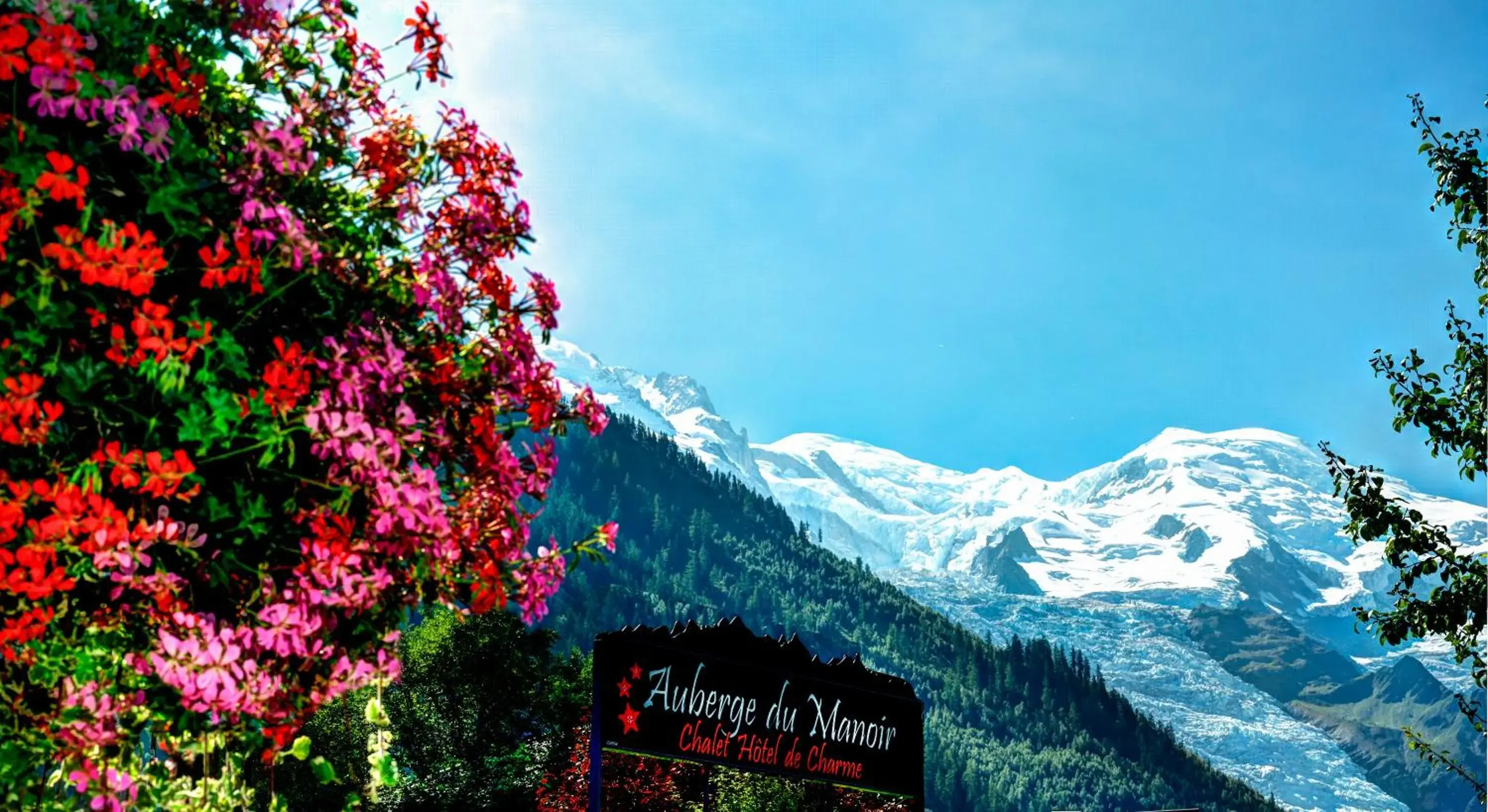 Mountain view in Auberge du Manoir