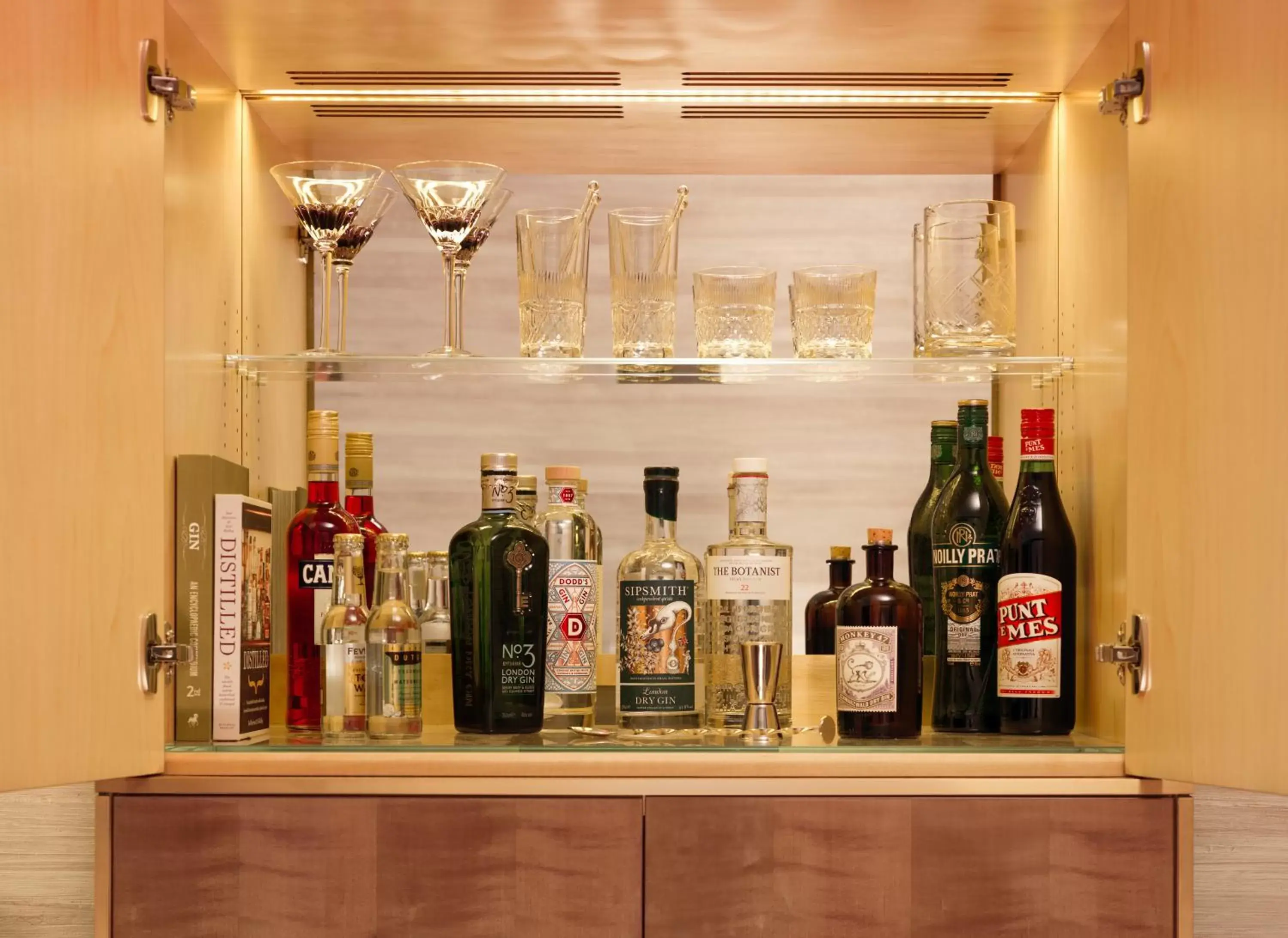 Alcoholic drinks in Flemings Mayfair - Small Luxury Hotel of the World