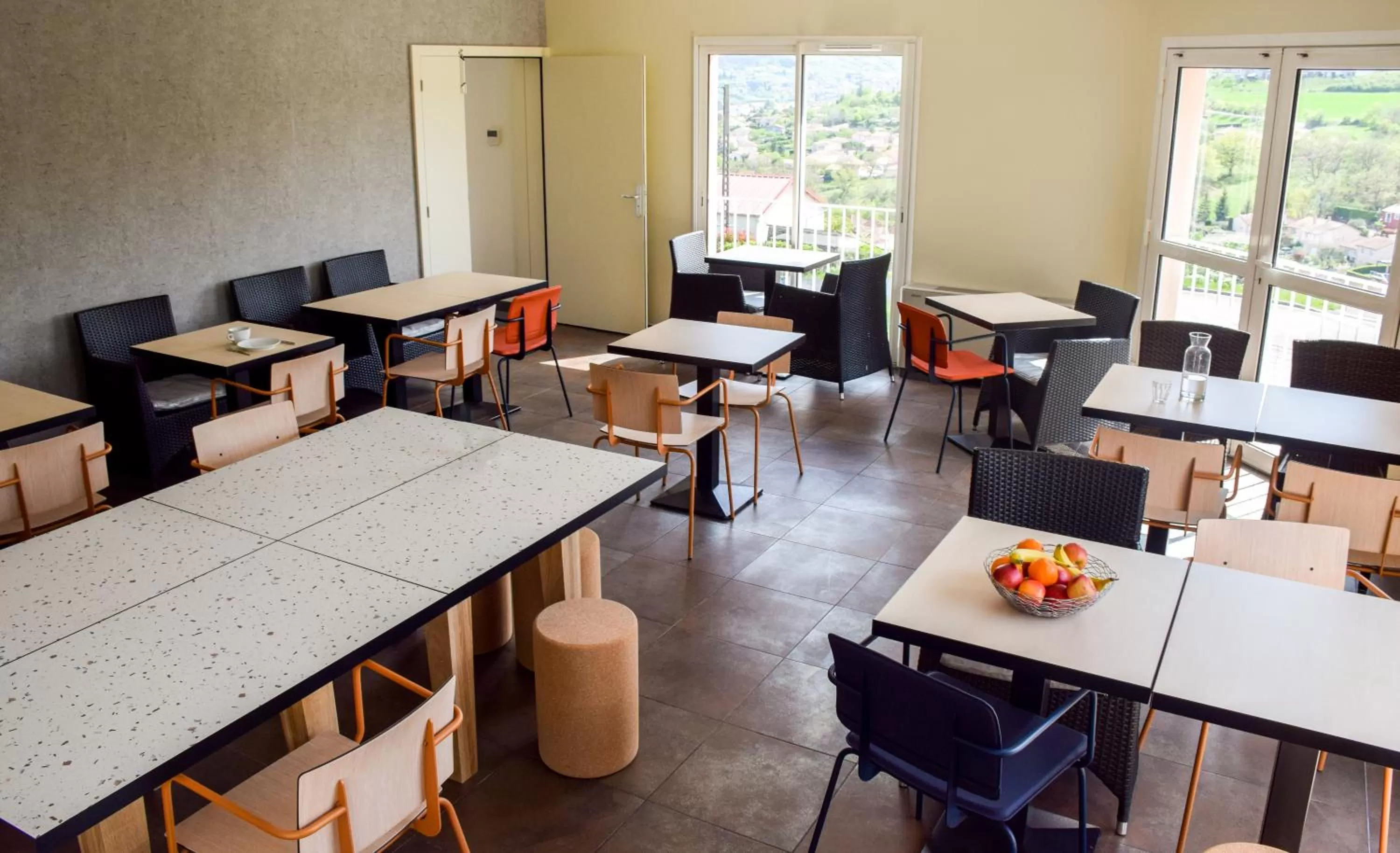 Restaurant/places to eat in ibis Budget Millau Viaduc