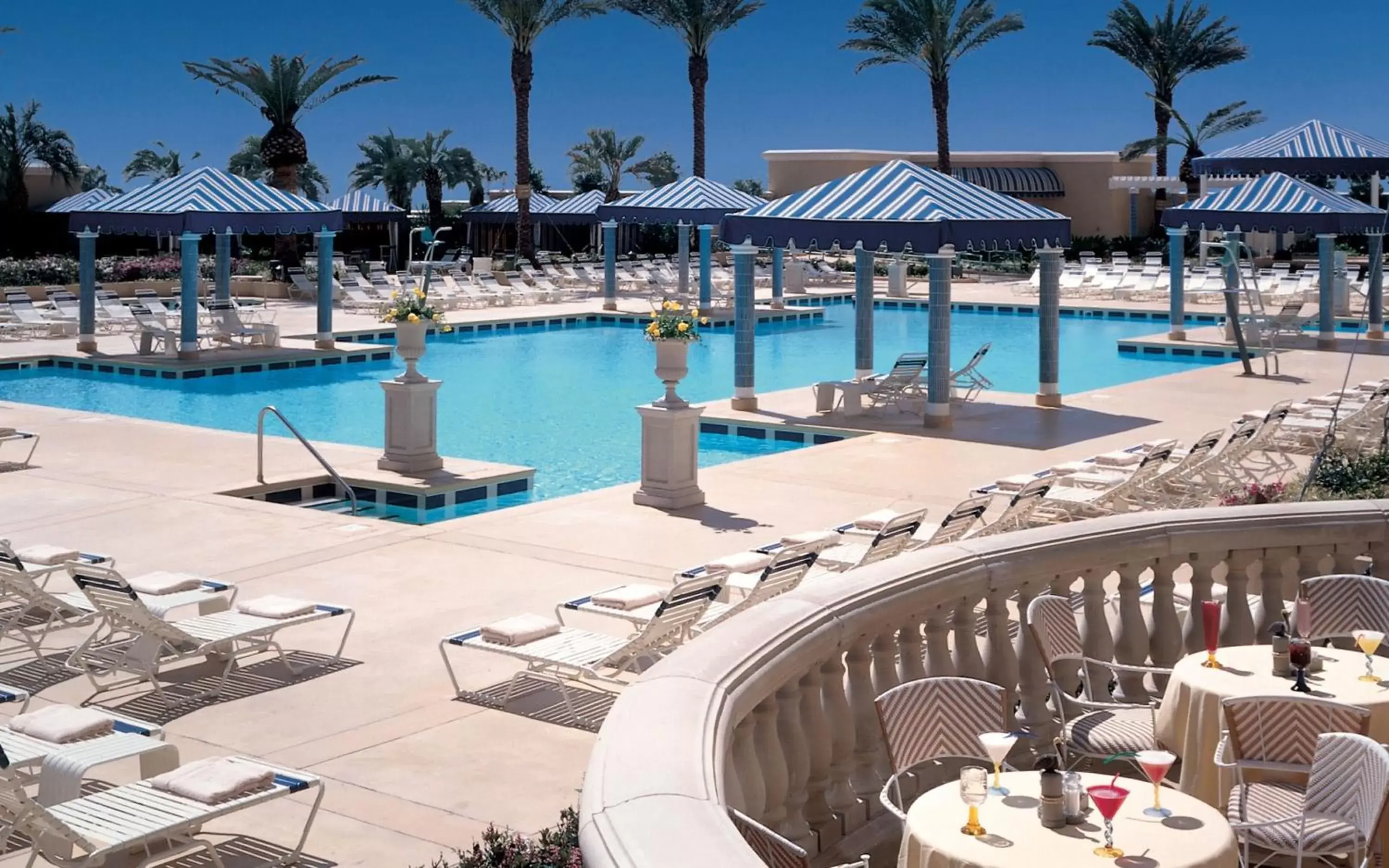 Swimming Pool in Beau Rivage Resort & Casino